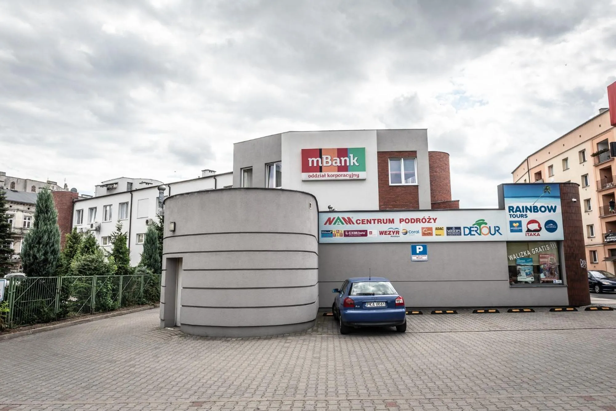 Property building in Metropolis Apartamenty Centrum