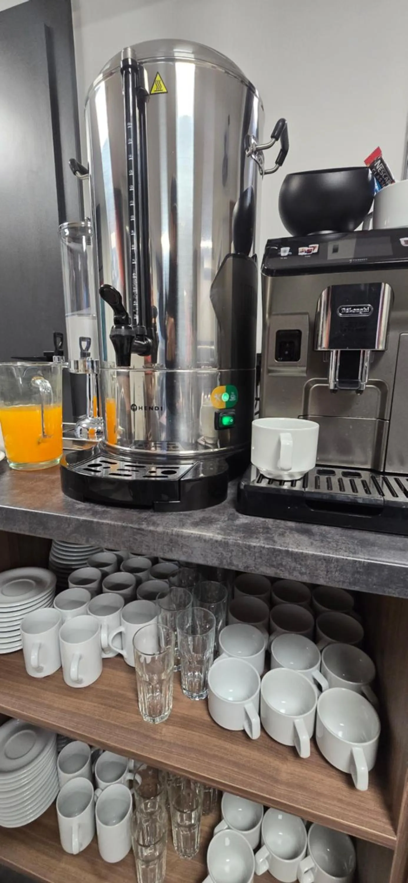 Coffee/tea facilities in Metropolis Apartamenty Centrum