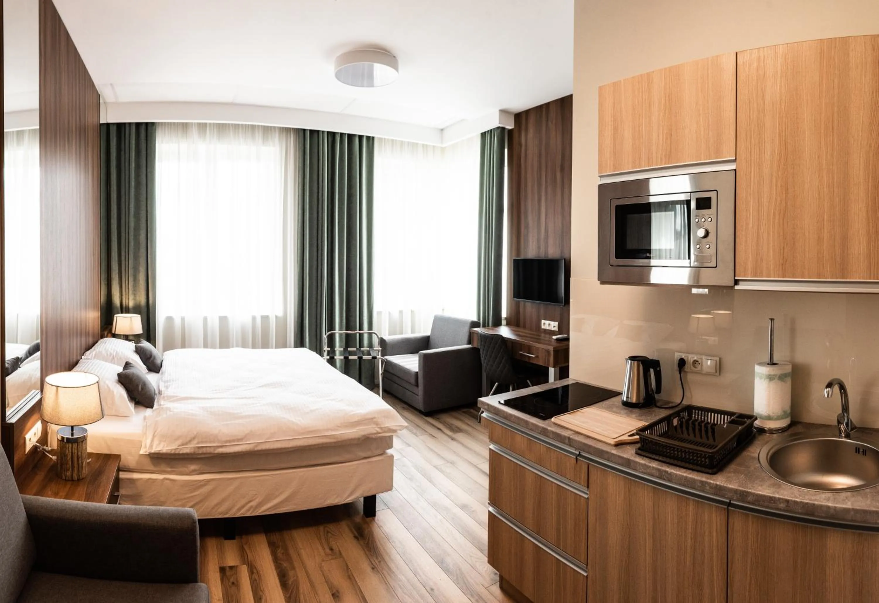 Bed in Metropolis Apartamenty Centrum