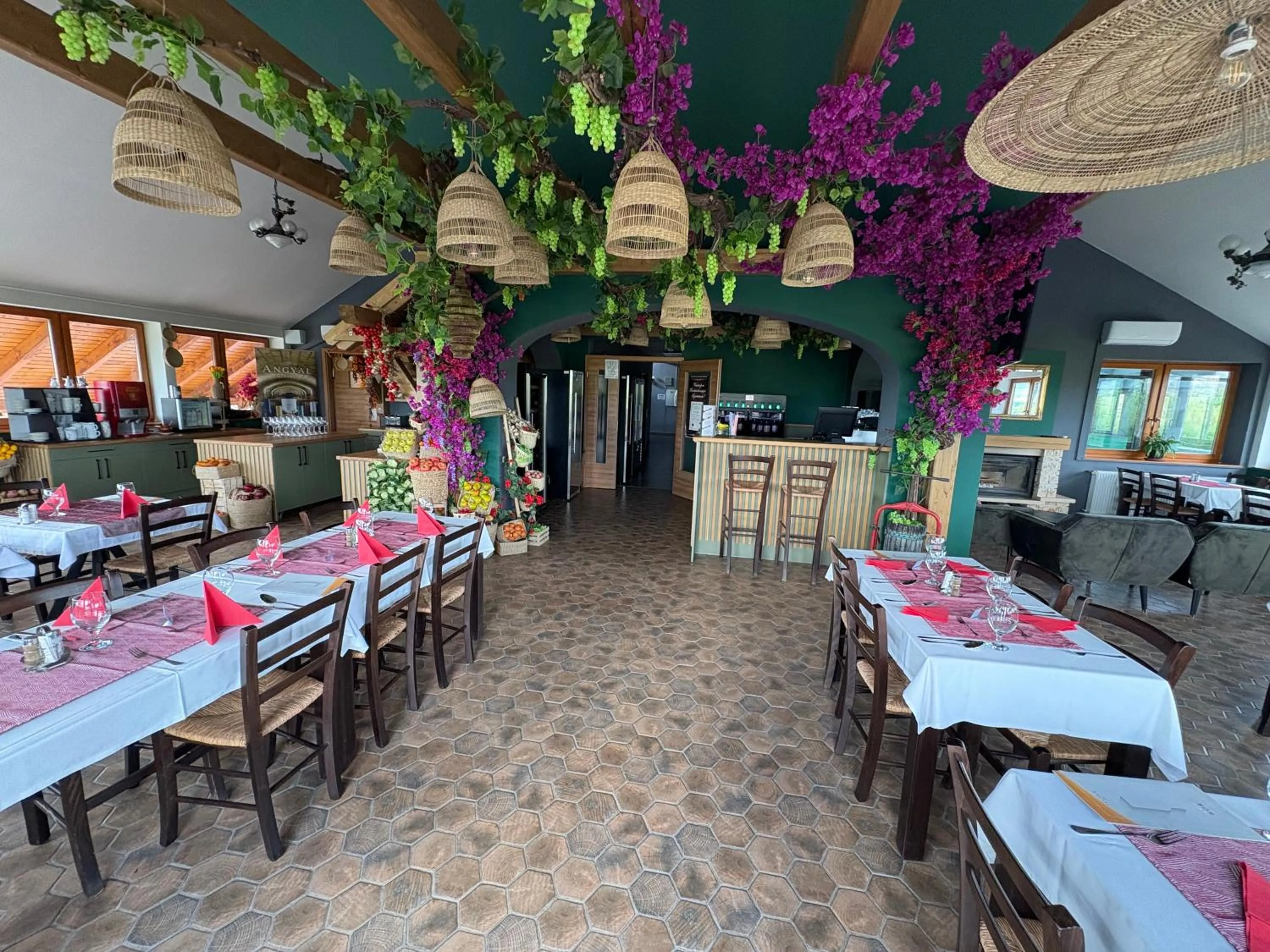 Property building in Angyal Borászat és Panzió