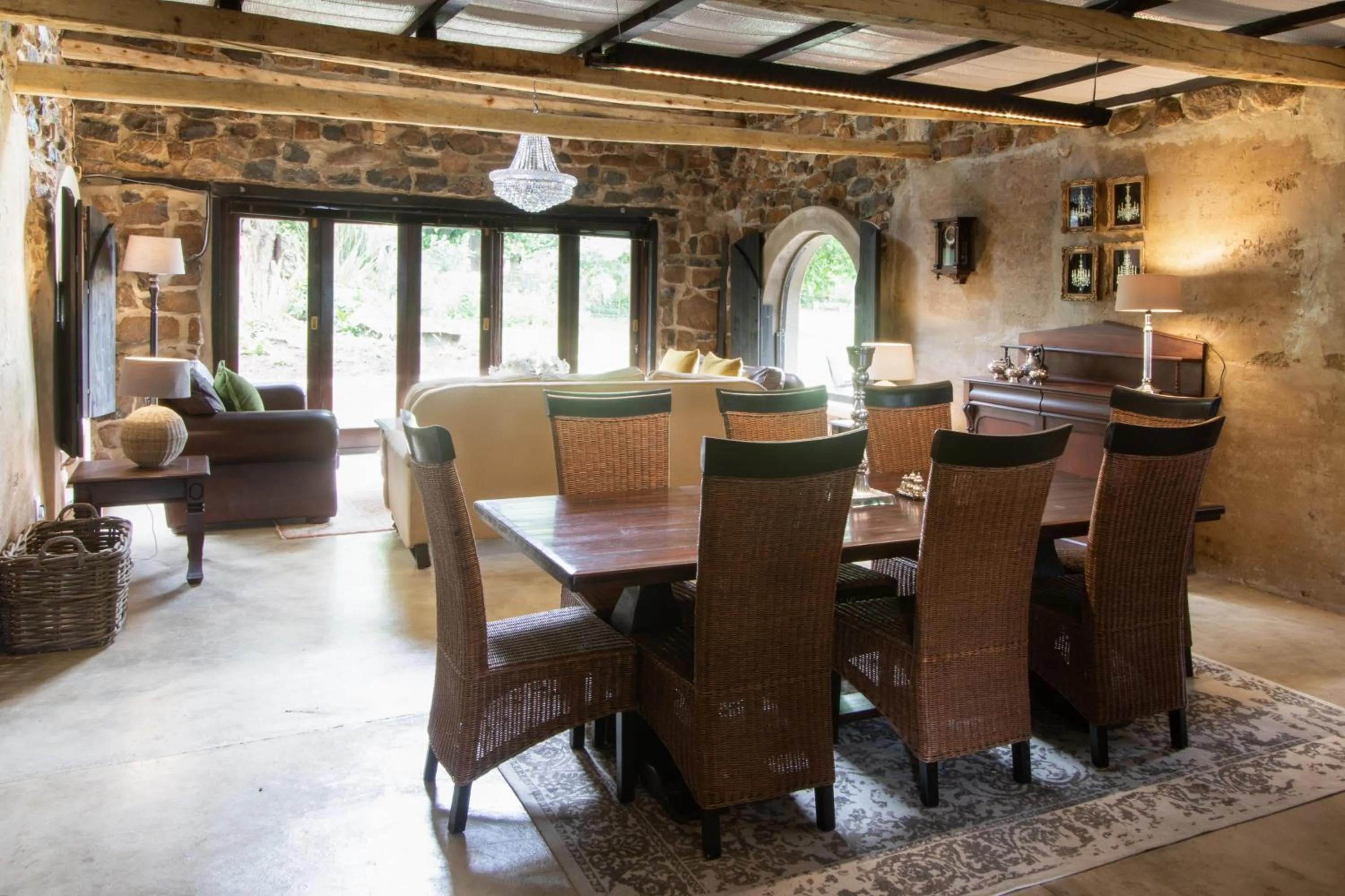 Dining area in Flitwick Ranch