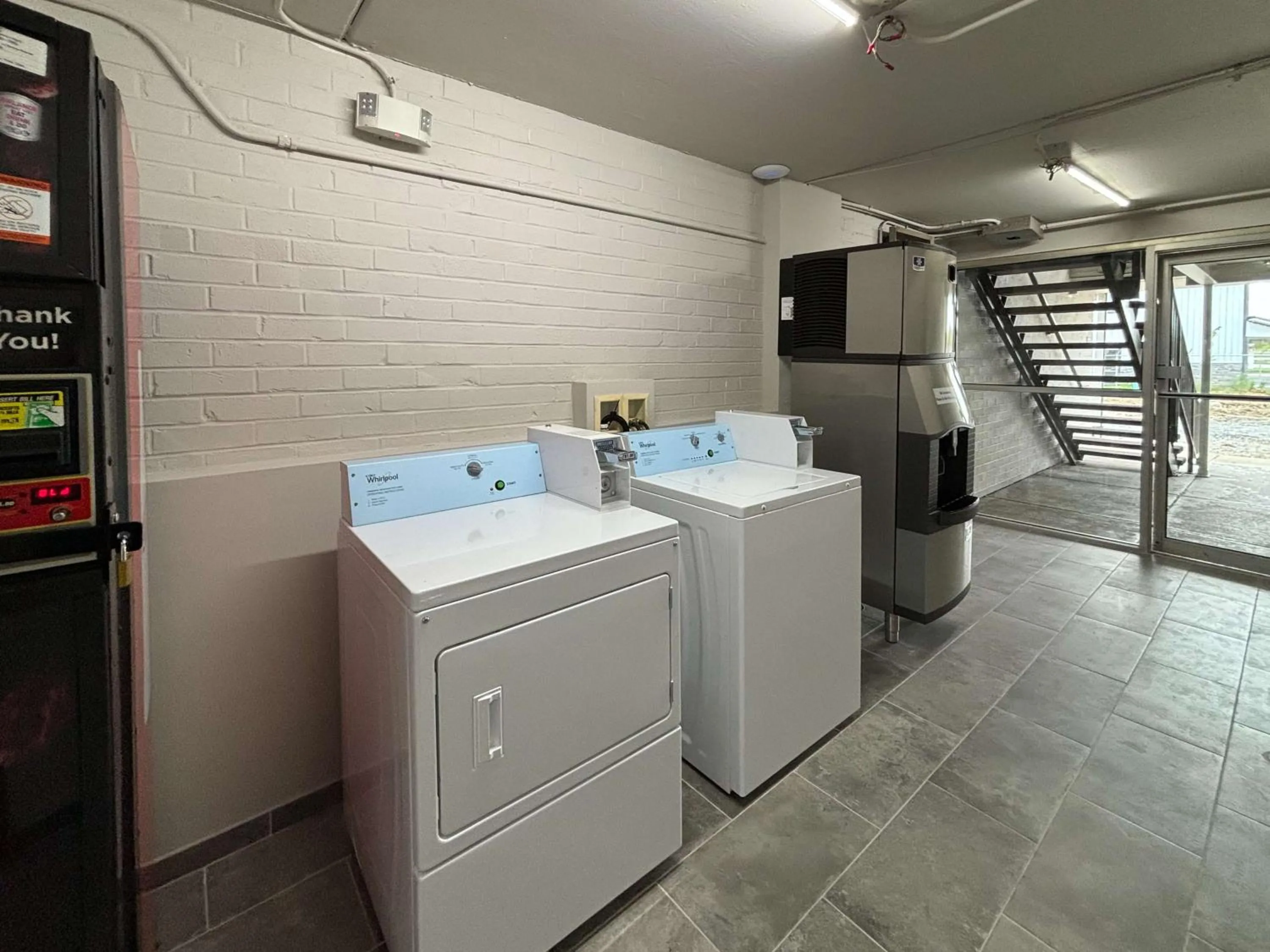 Property building in Motel 6 Richmond, KY EKU Campus Area