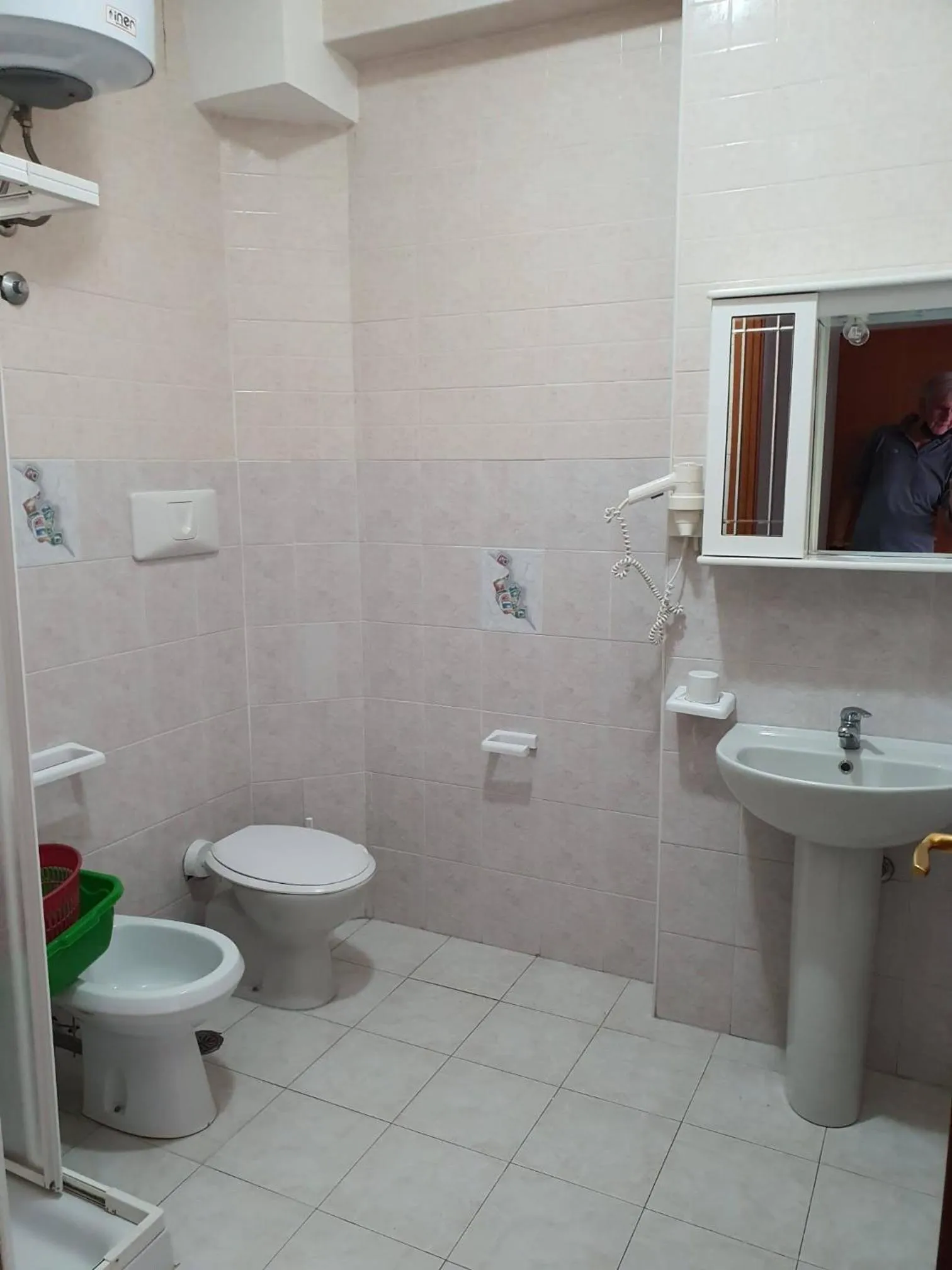 Shower in Villaggio Hotel Club La Pace