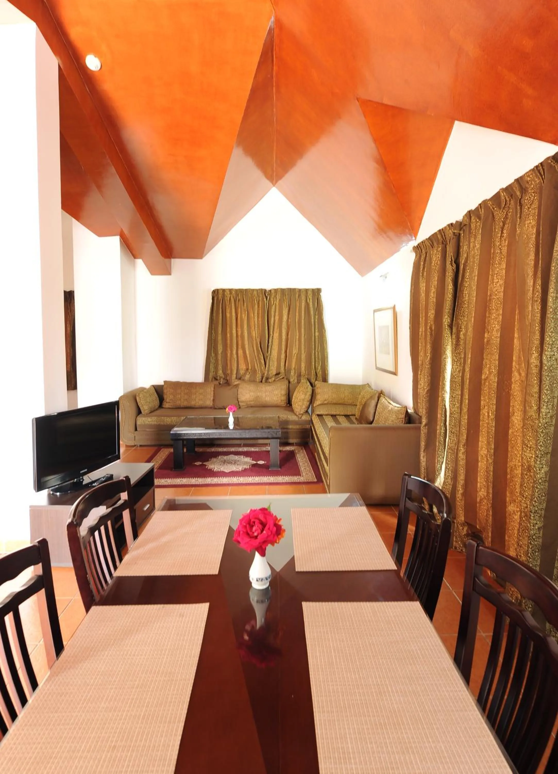 Kitchen or kitchenette in Farah Inn Ifrane