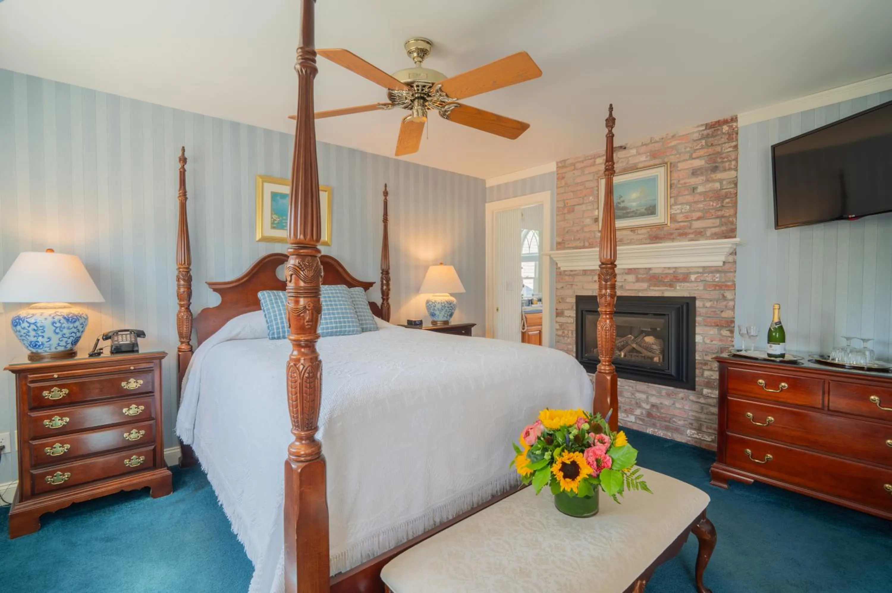 Bed in The Winstead Inn