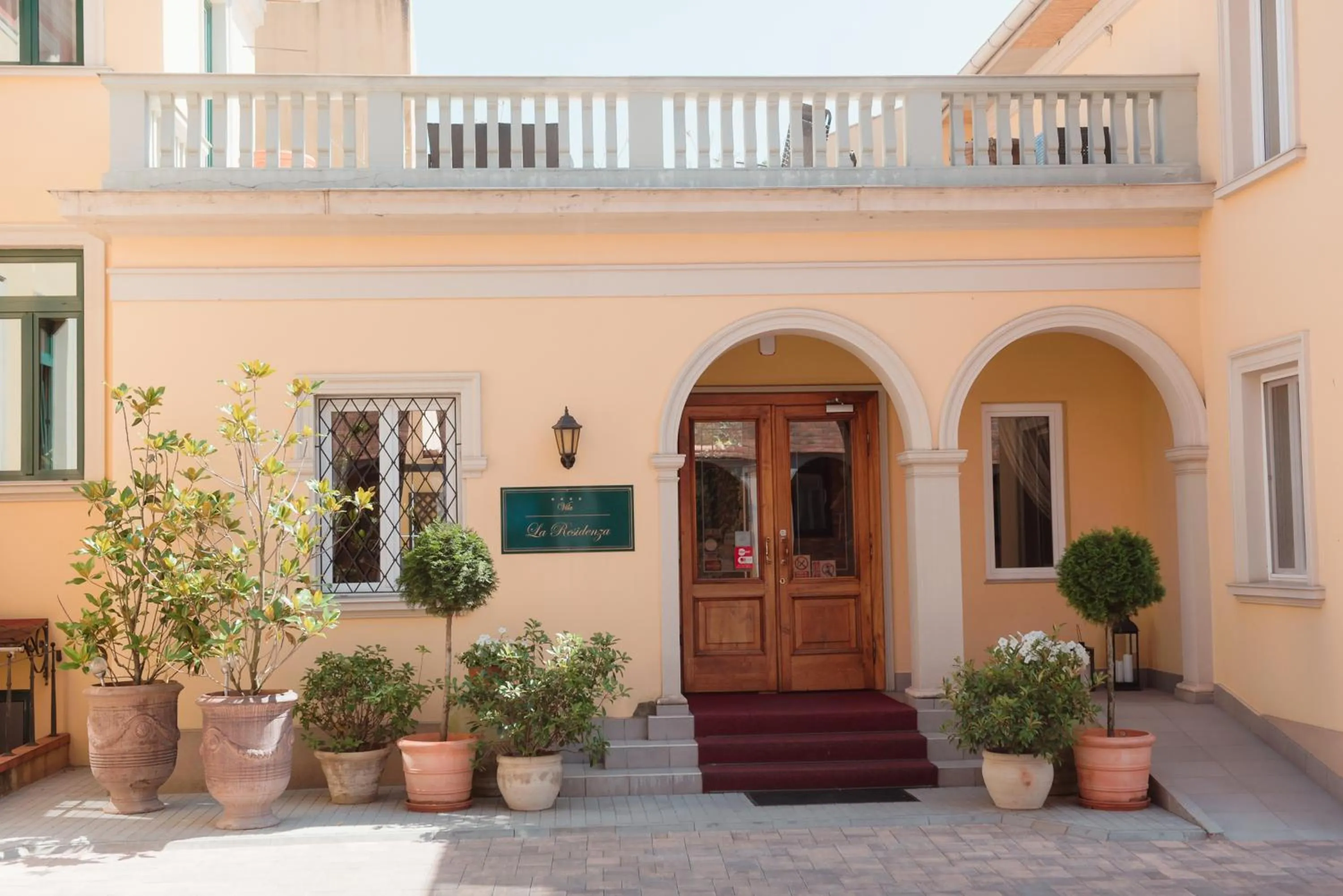 Property building in Hotel La Residenza