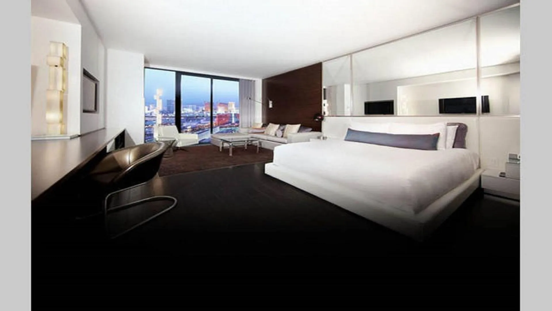 Photo of the whole room in Fantastic palms place with strip views 23rd floor