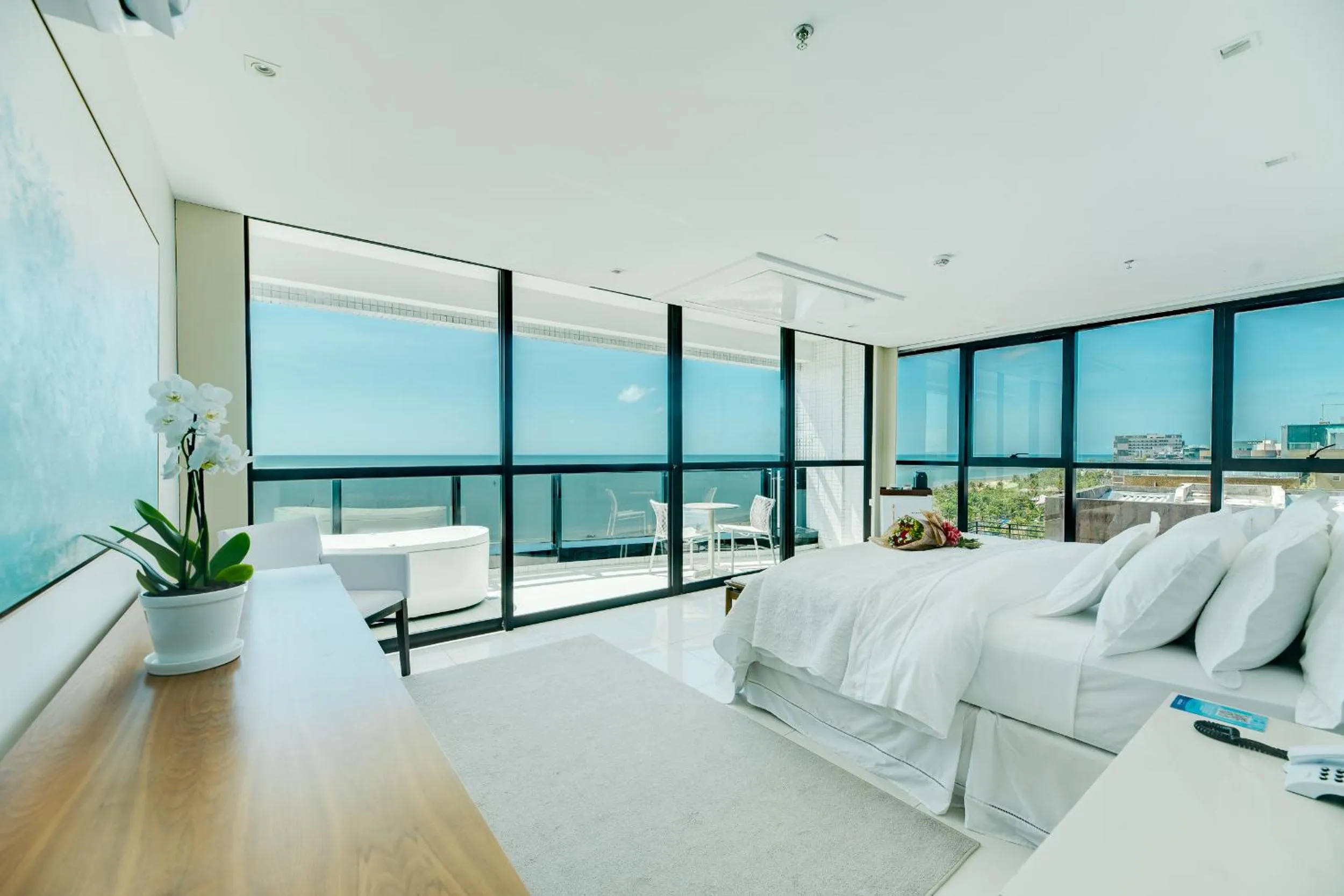 Photo of the whole room, Bed in Meridiano Hotel