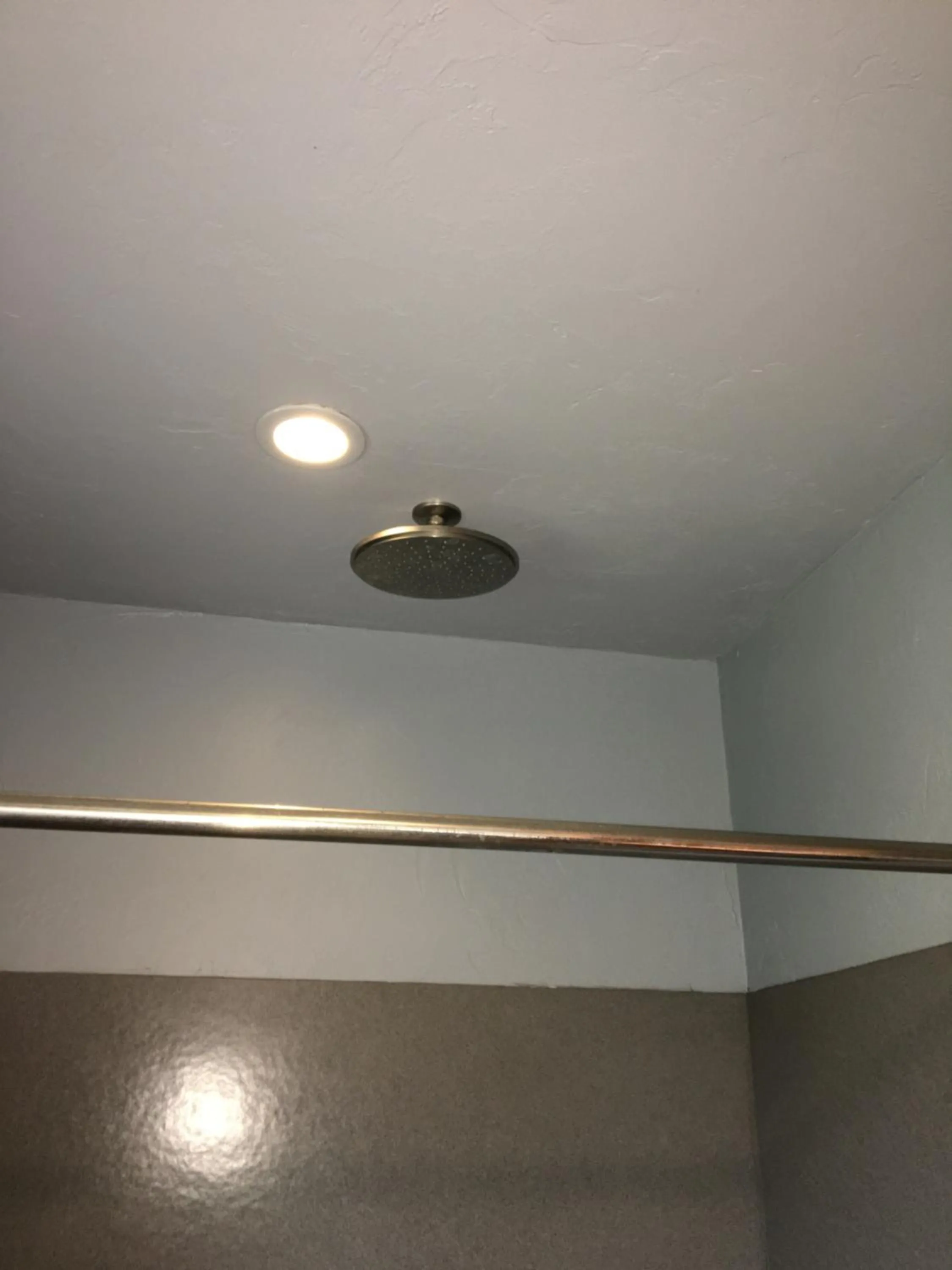 Pearlessence Vineyard Inn