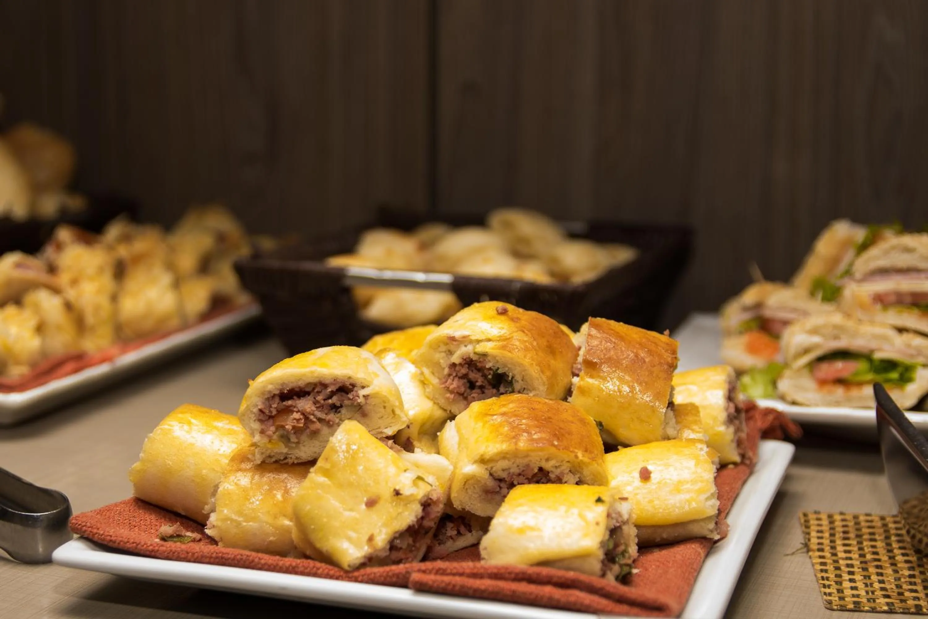 Food in Class Hotel Passos