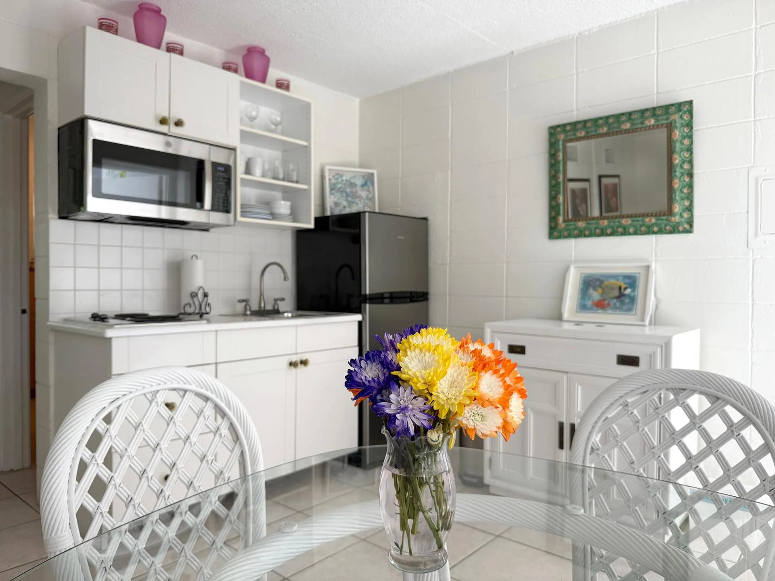 Dining area in South Beach Place - Vero Beach