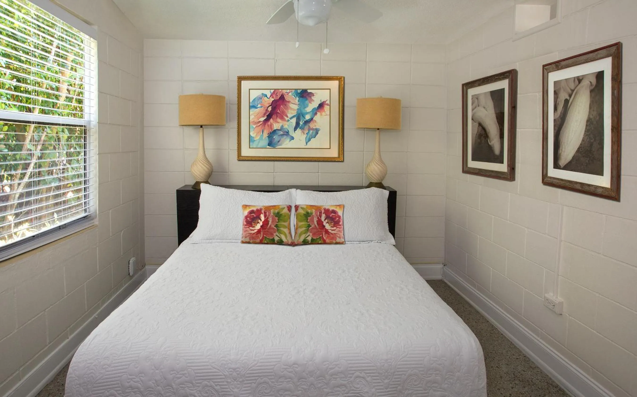 Bed in South Beach Place - Vero Beach