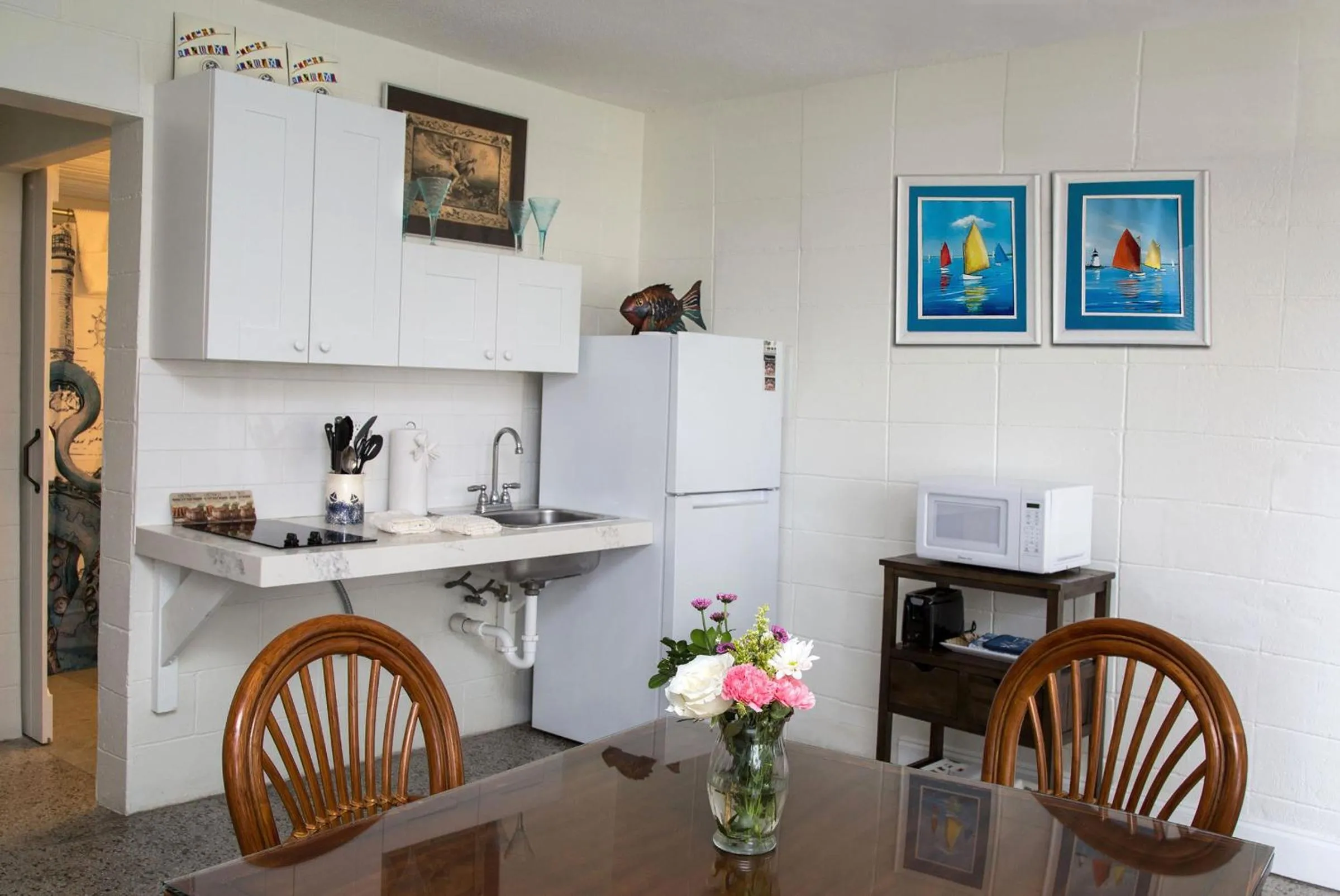 Kitchen or kitchenette in South Beach Place - Vero Beach
