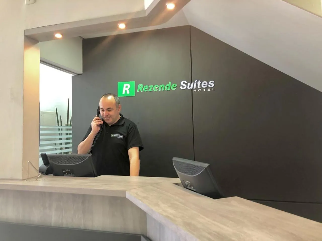 Staff in Rezende Suítes