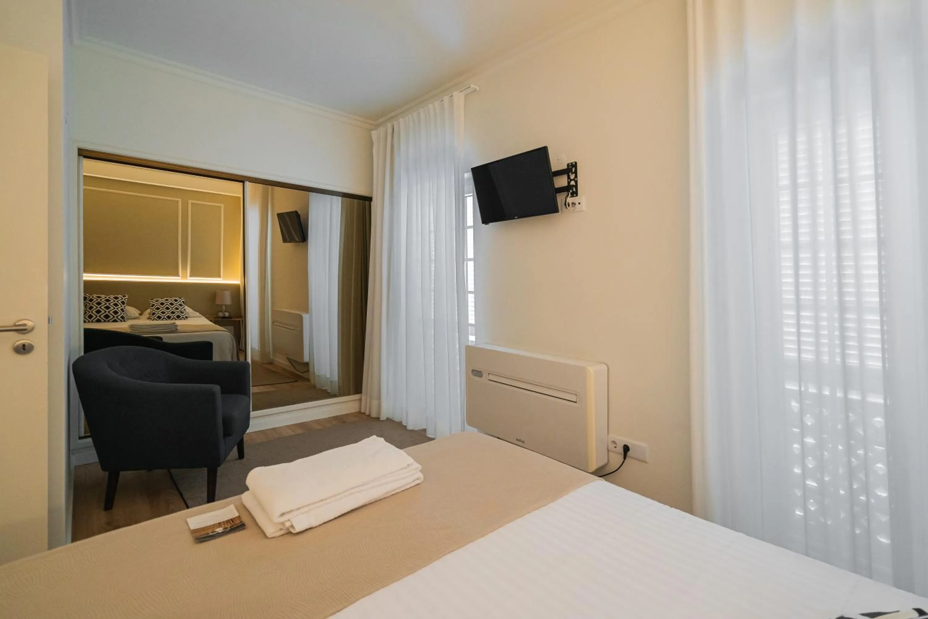 Bedroom, Bed in Hotel Farol