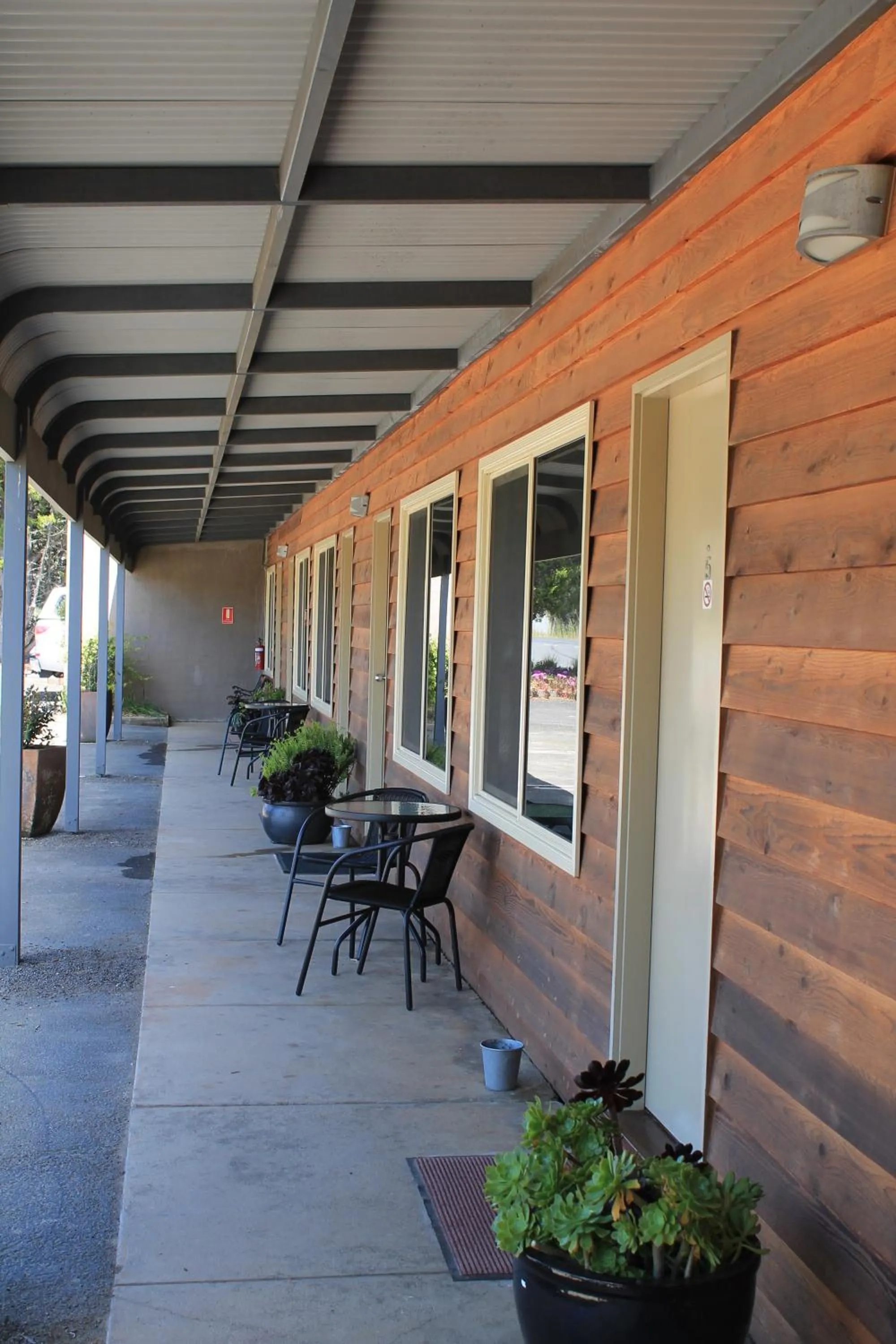 Property building in Chalambar Motel