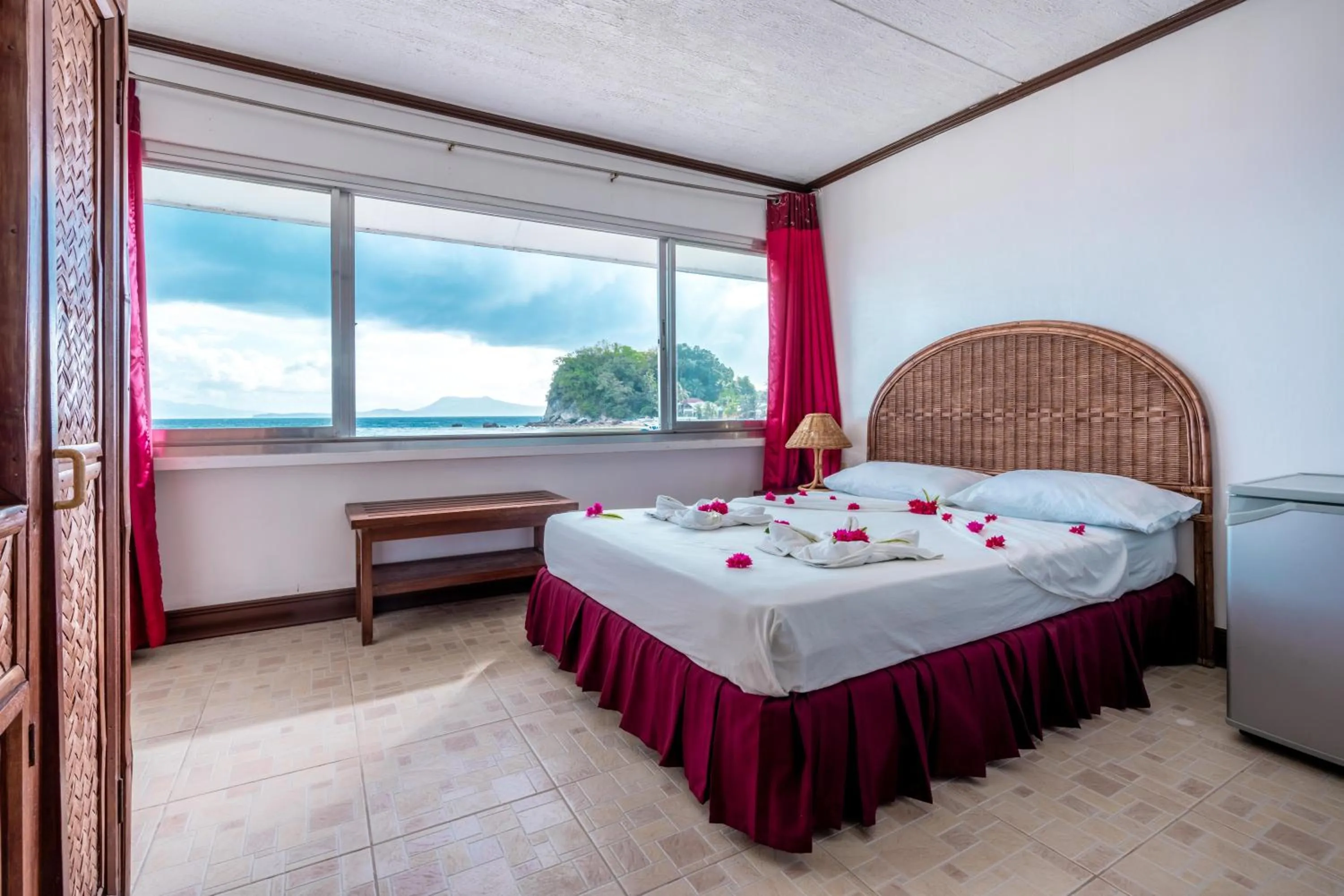 Bed in Scandi Divers