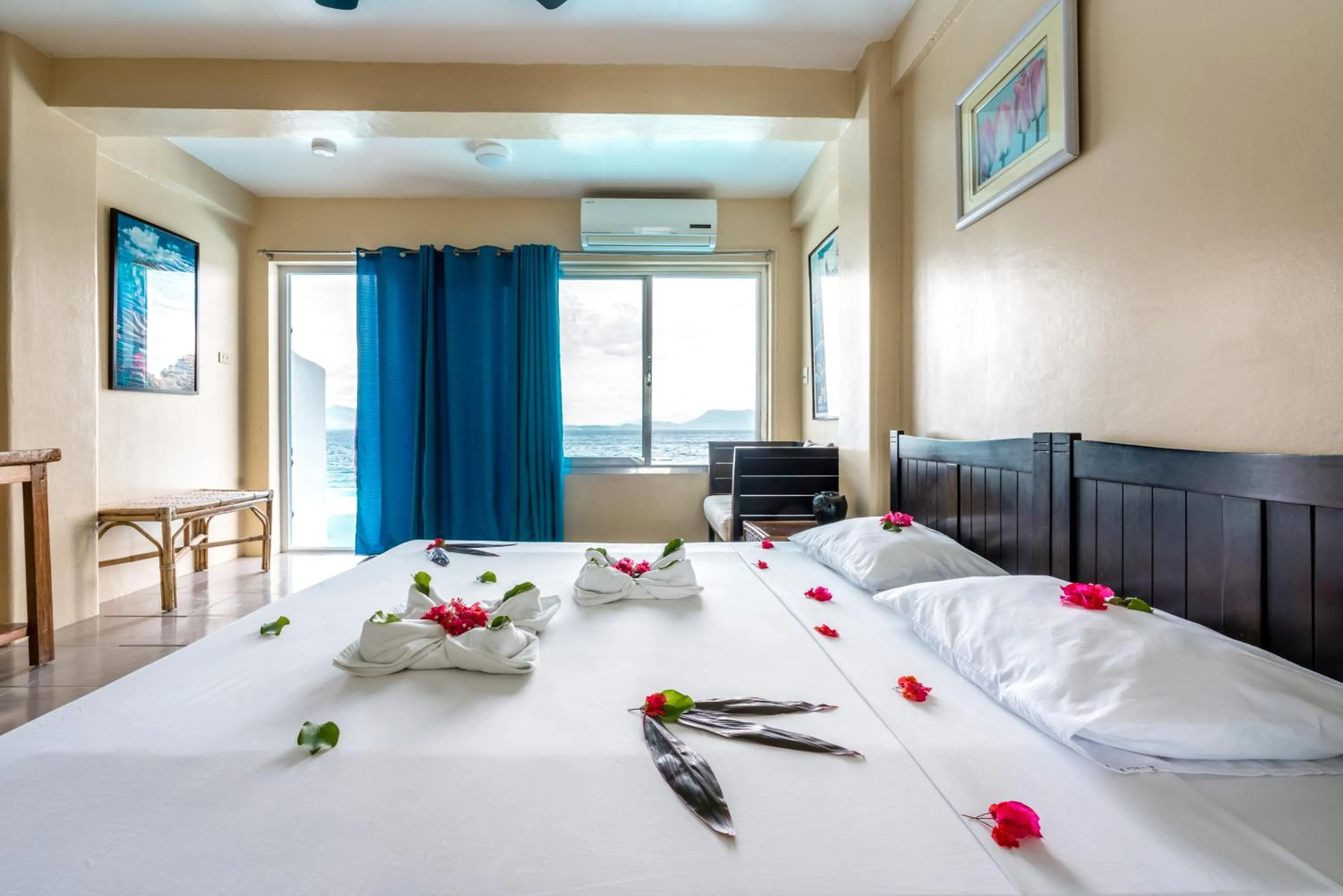 Bed in Scandi Divers