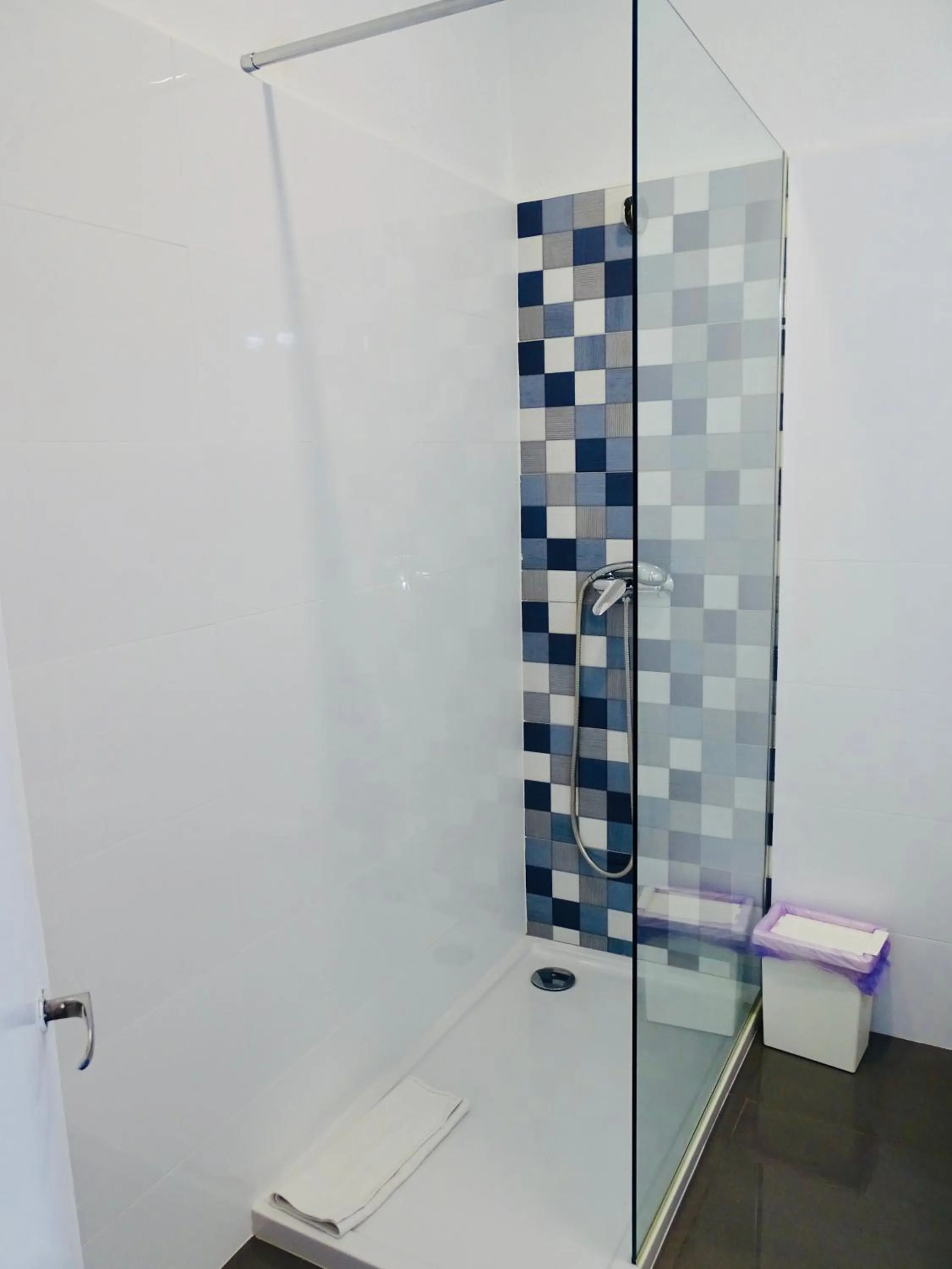 Bathroom in Poveira Hotel