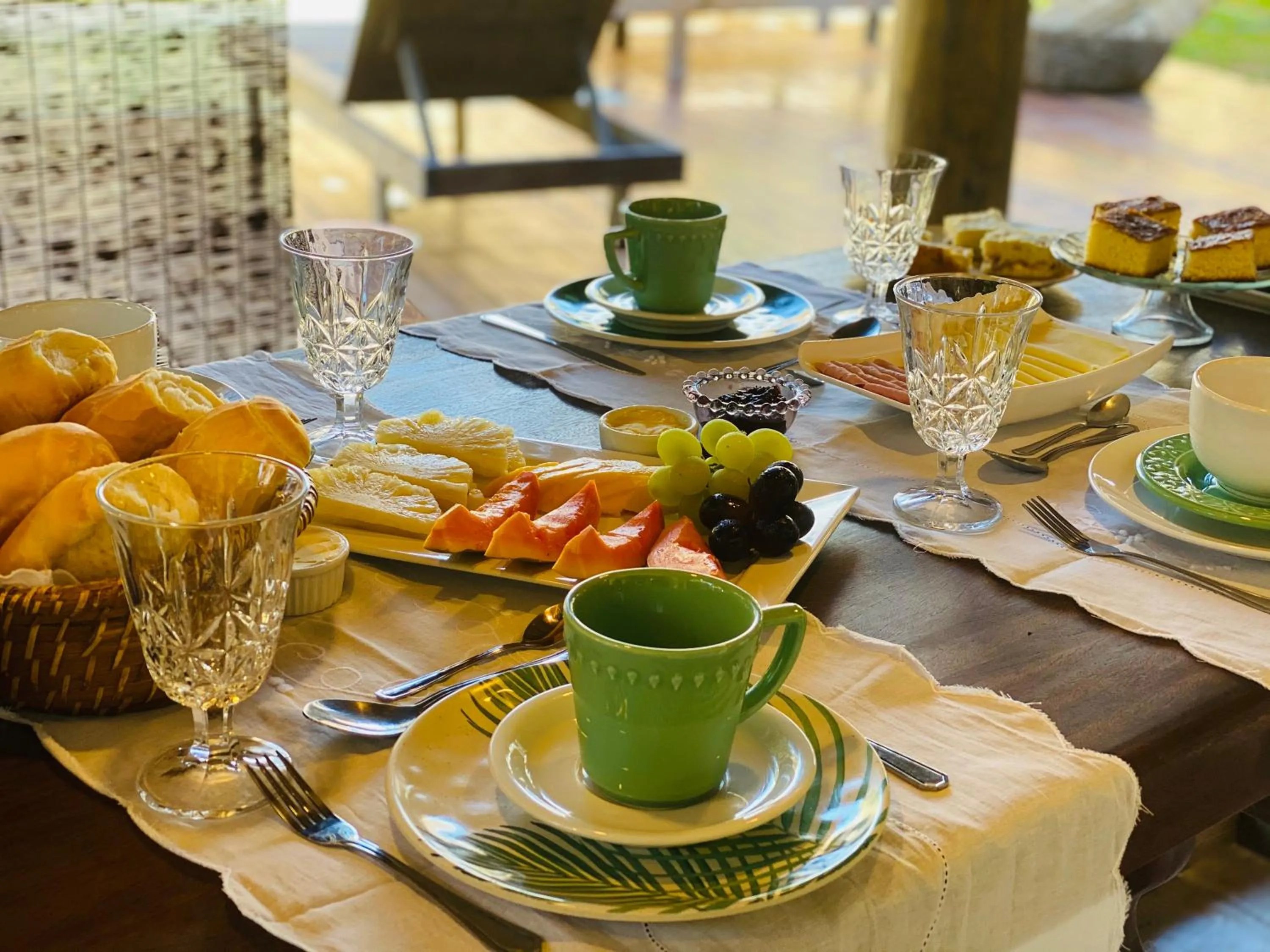 Restaurant/places to eat in Casa e Pousada Alecrim