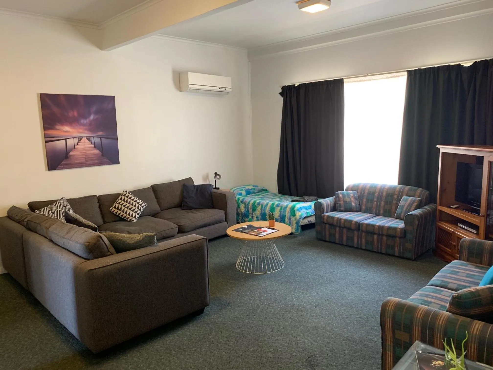 Living room in Hello Adelaide Motel and Apartments