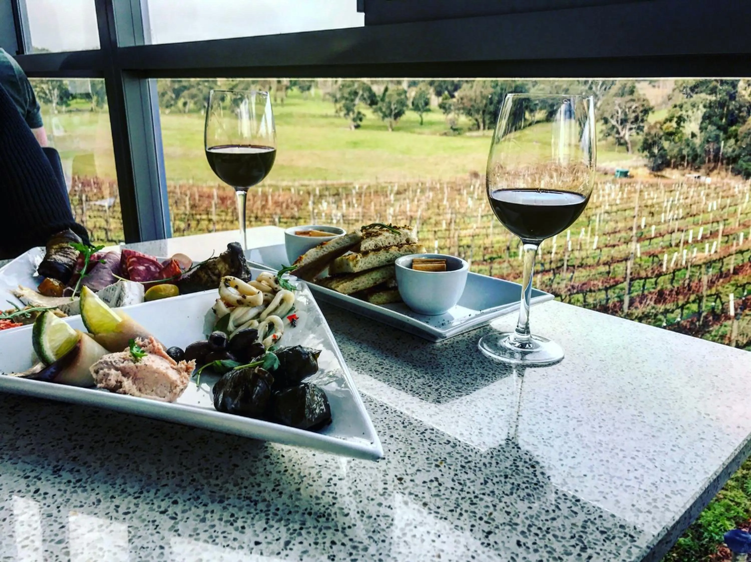 Restaurant/places to eat in Hello Adelaide Motel and Apartments