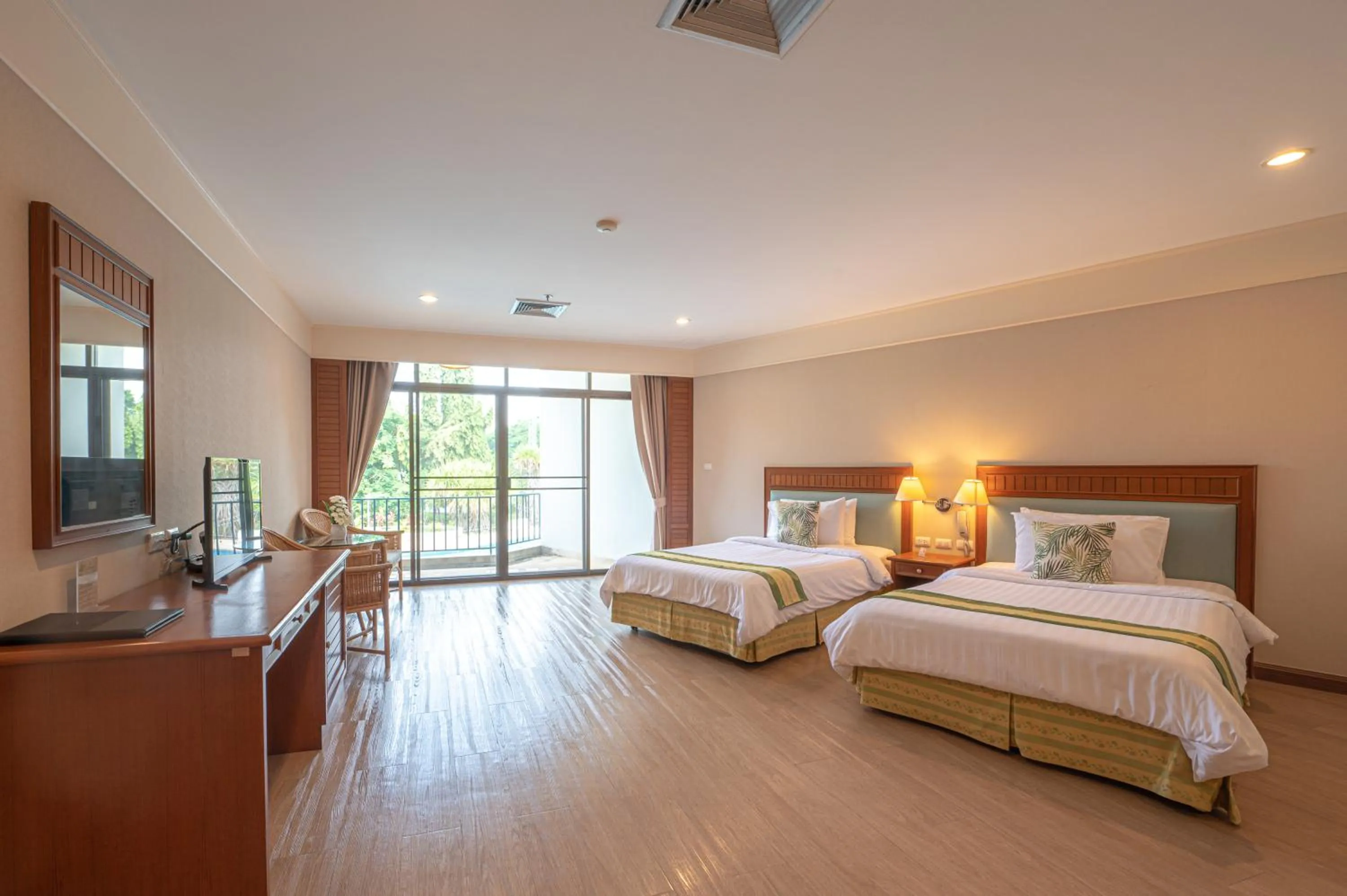 Photo of the whole room, Bed in Eco Hotel by Thammasat