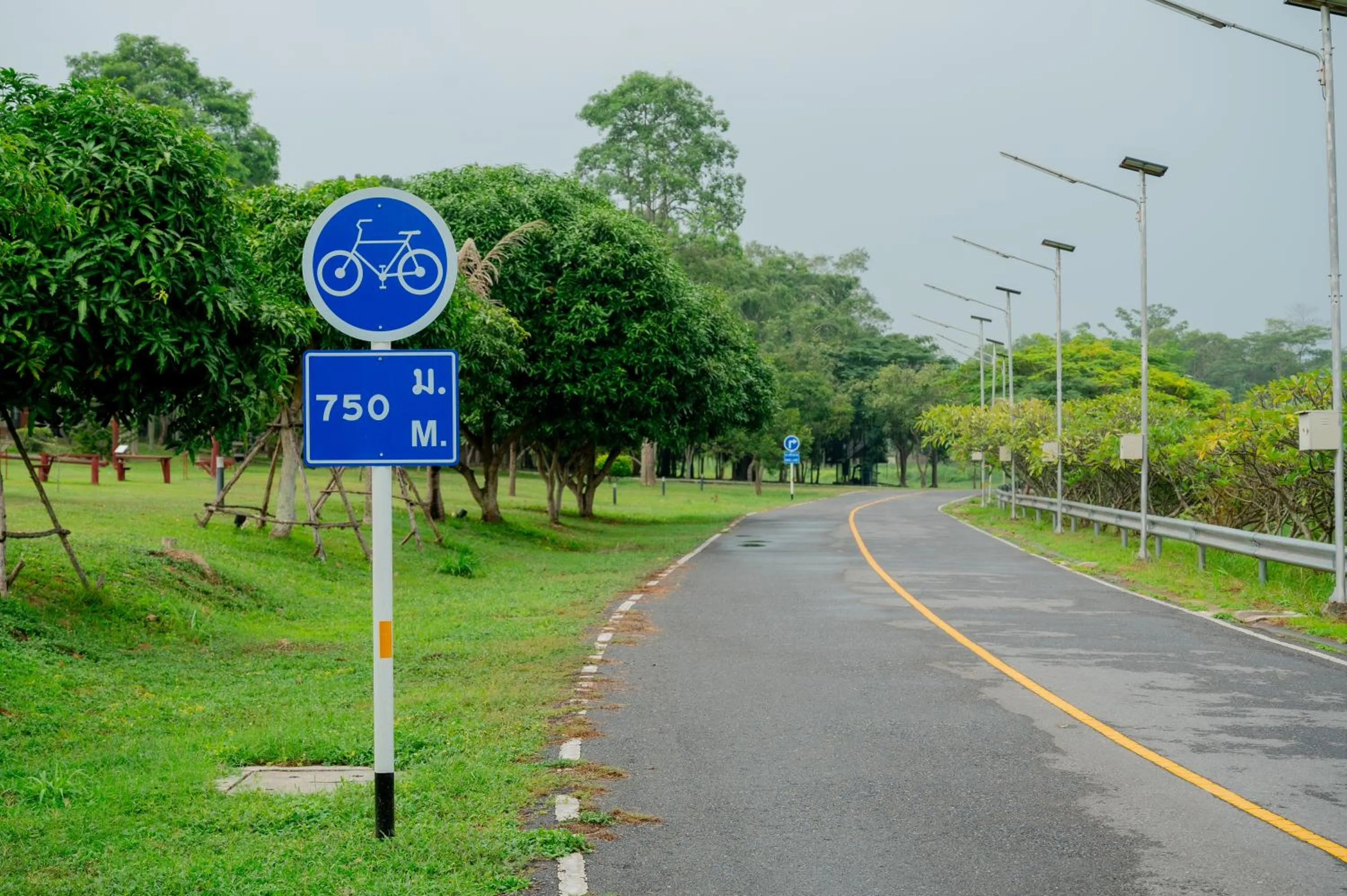 Day in Eco Hotel by Thammasat