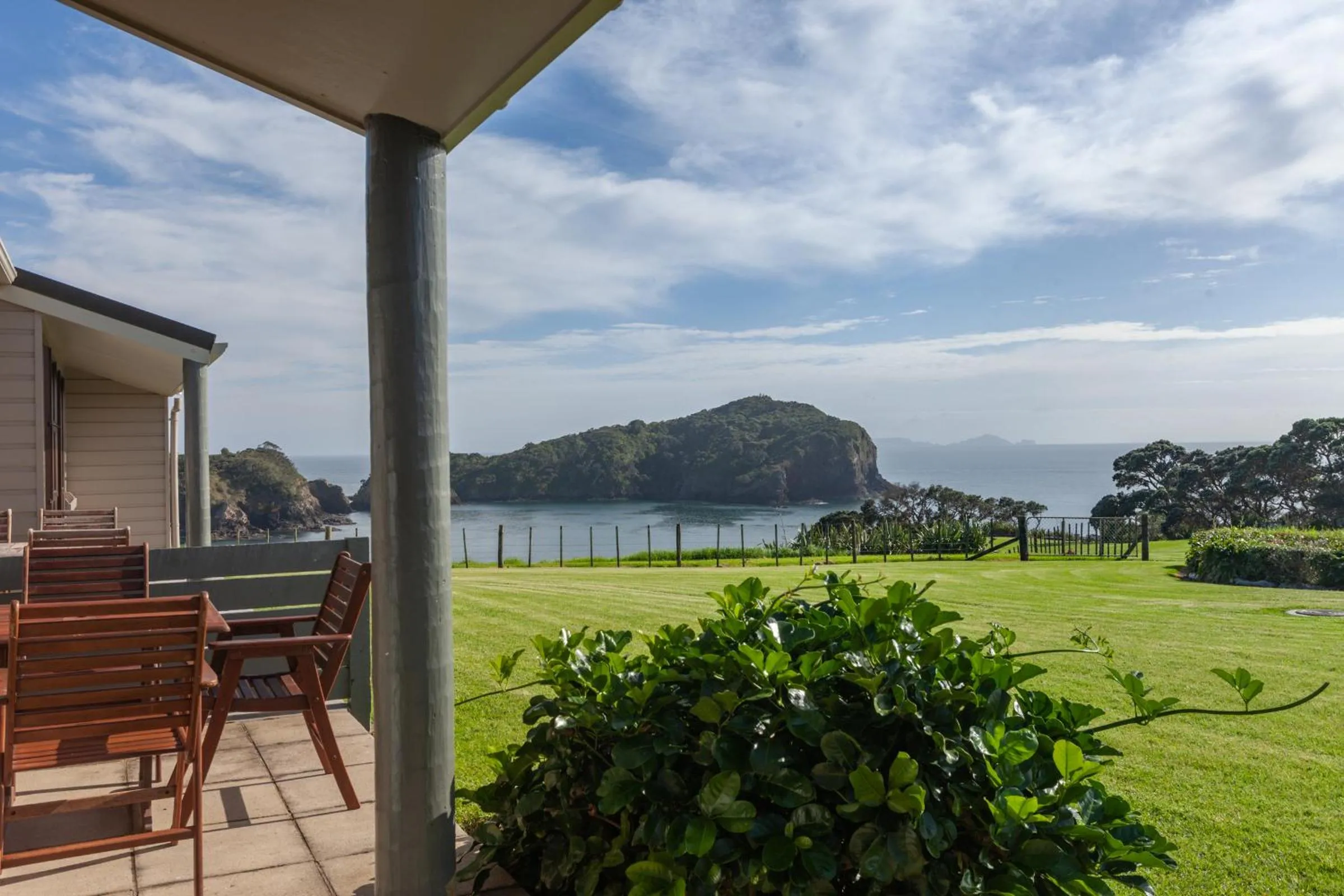 Pacific Rendezvous Resort