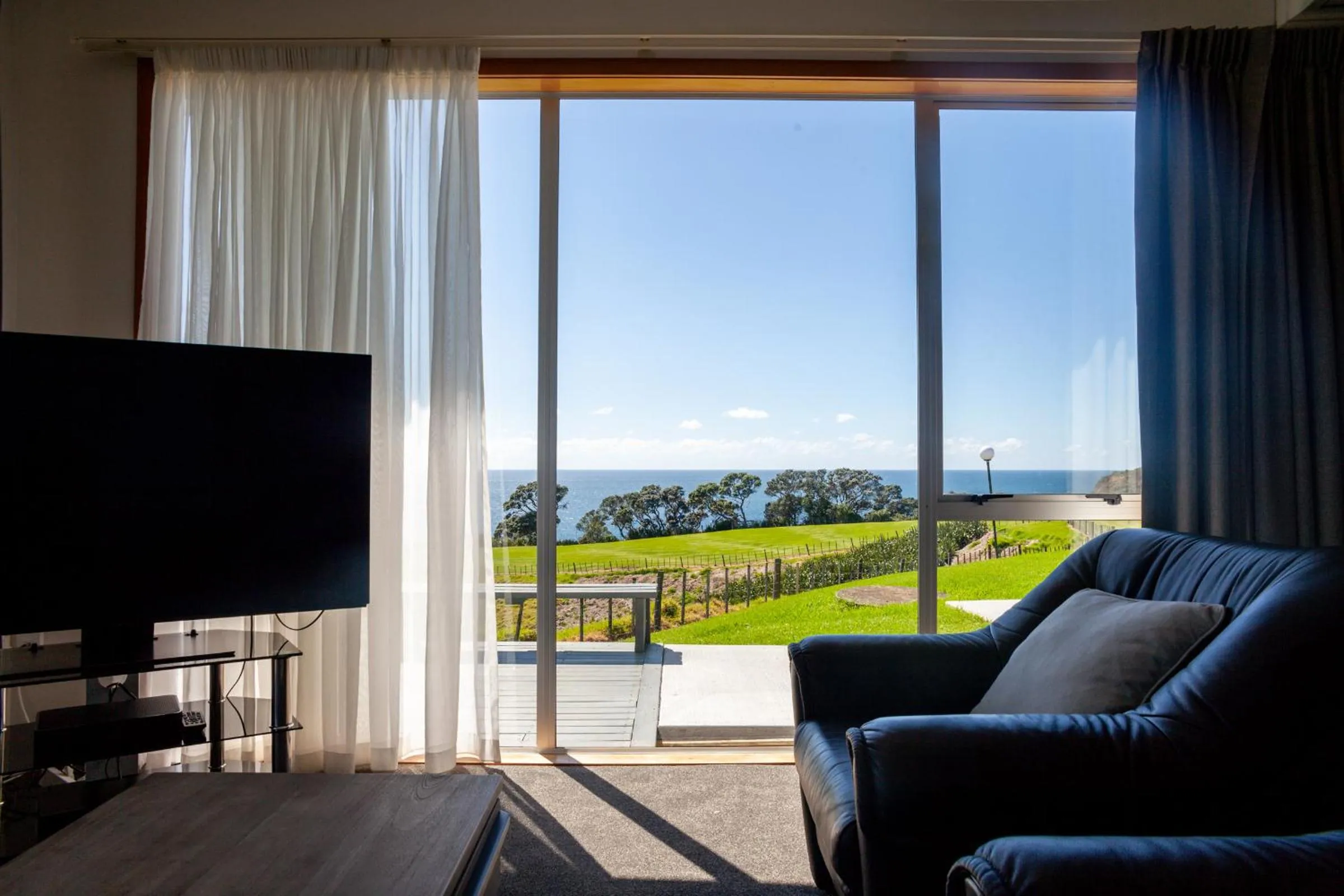 Pacific Rendezvous Resort