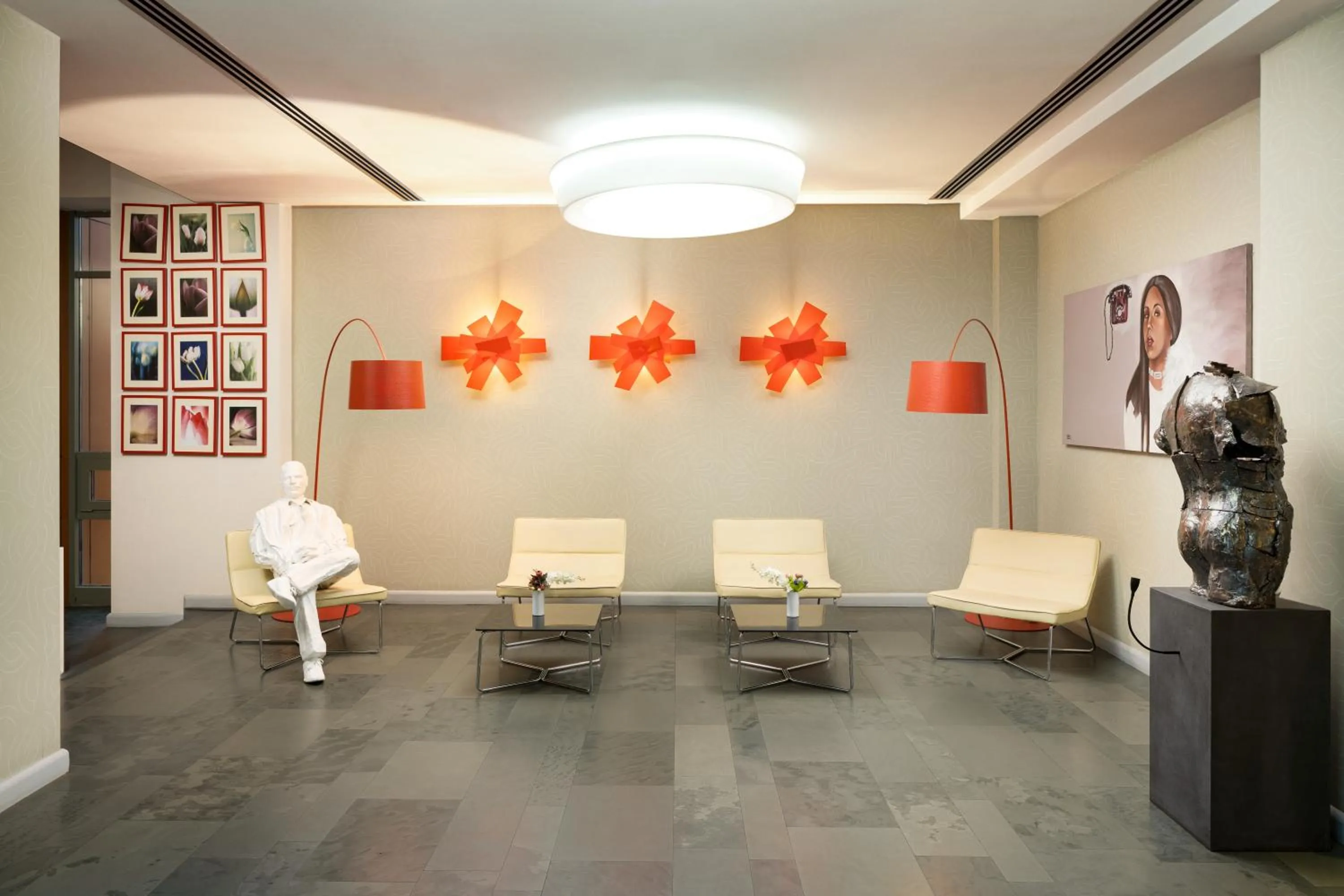 Lobby or reception in Hotel Golden Tulip Ana Tower Sibiu