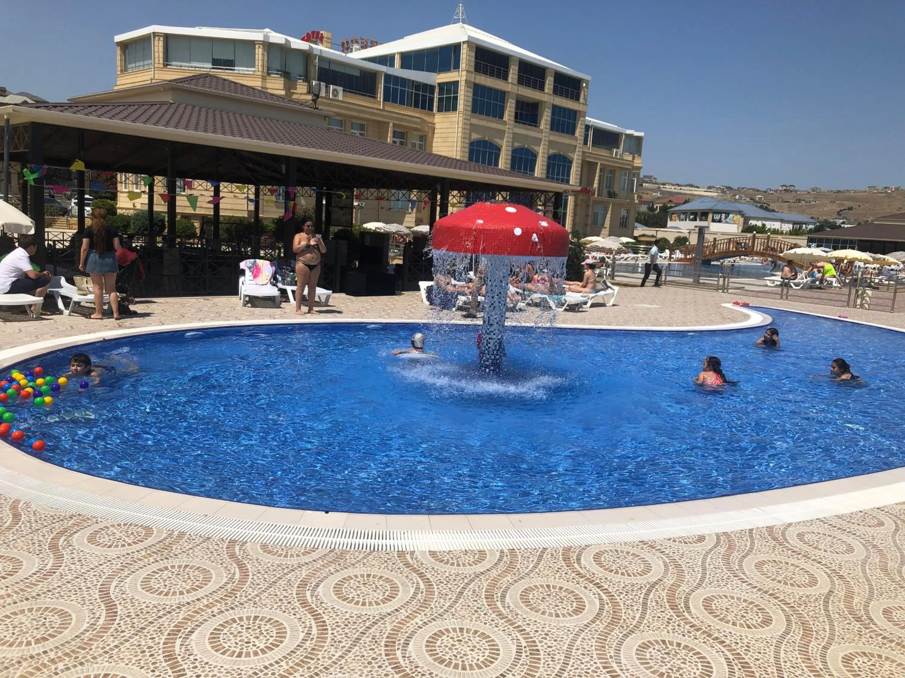 Swimming pool in Aysberq Resort