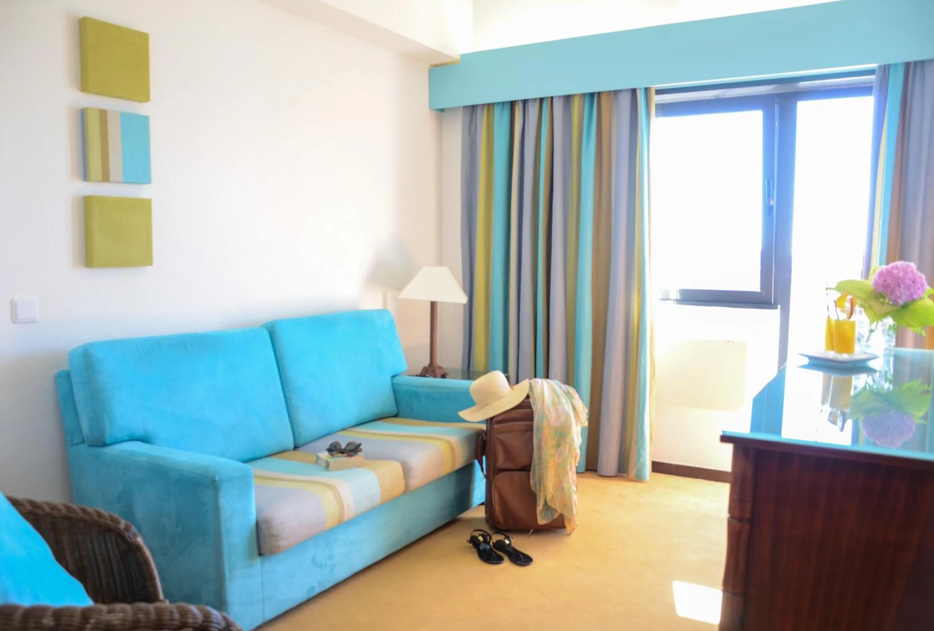 TV and multimedia in Hotel Golf Mar