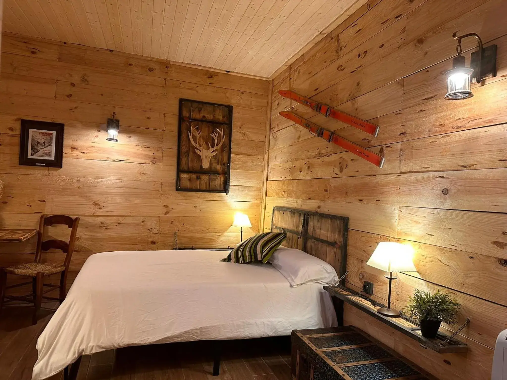 Deluxe Double Room in La Posada Cercedilla Deluxe Double Room in La Posada Cercedilla