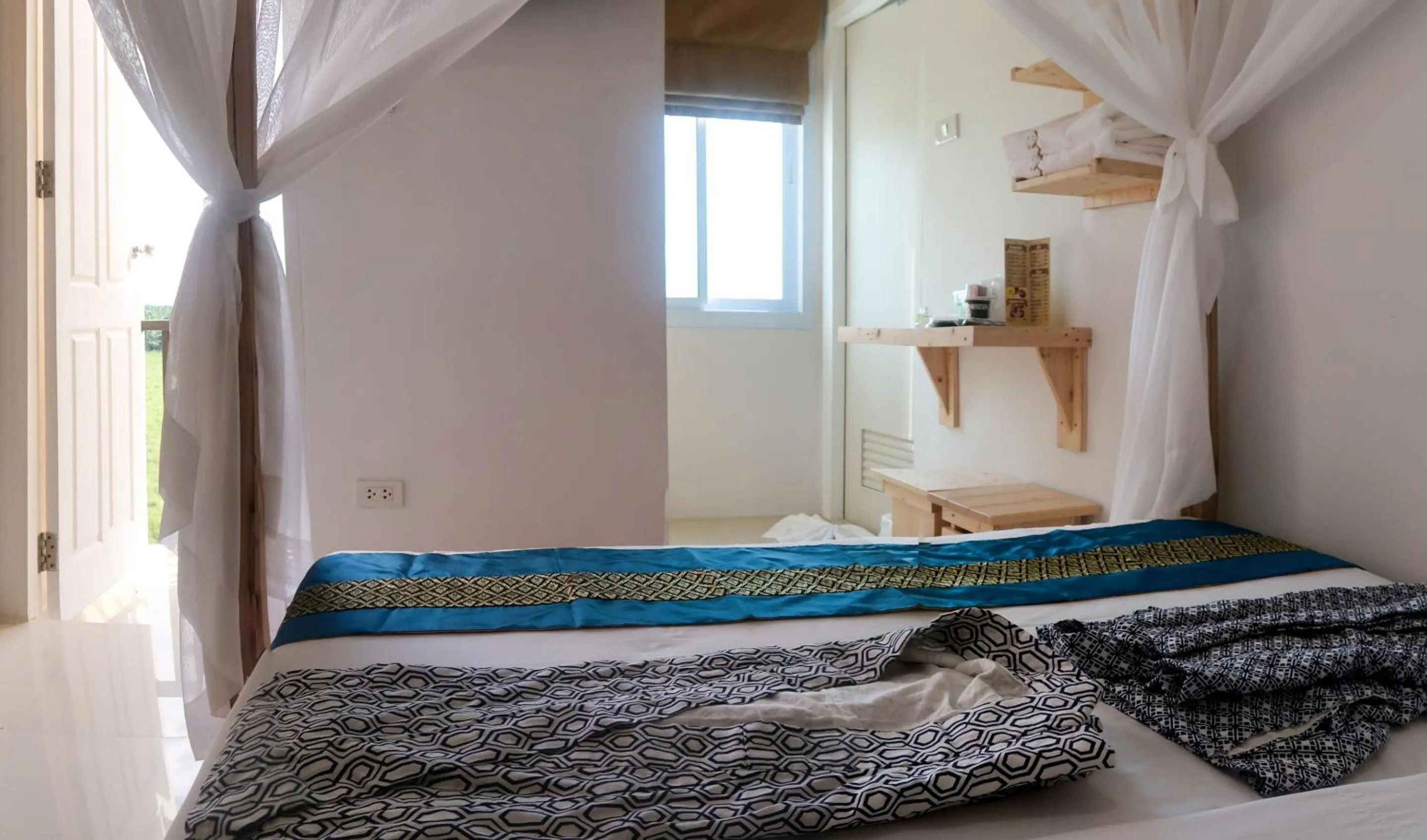 Bed in Baan URT Suratthani Airport Hotel