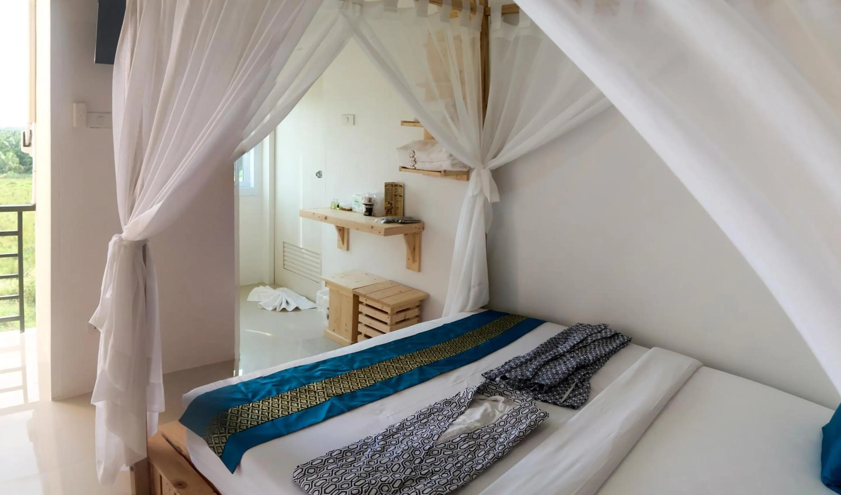 Bed in Baan URT Suratthani Airport Hotel