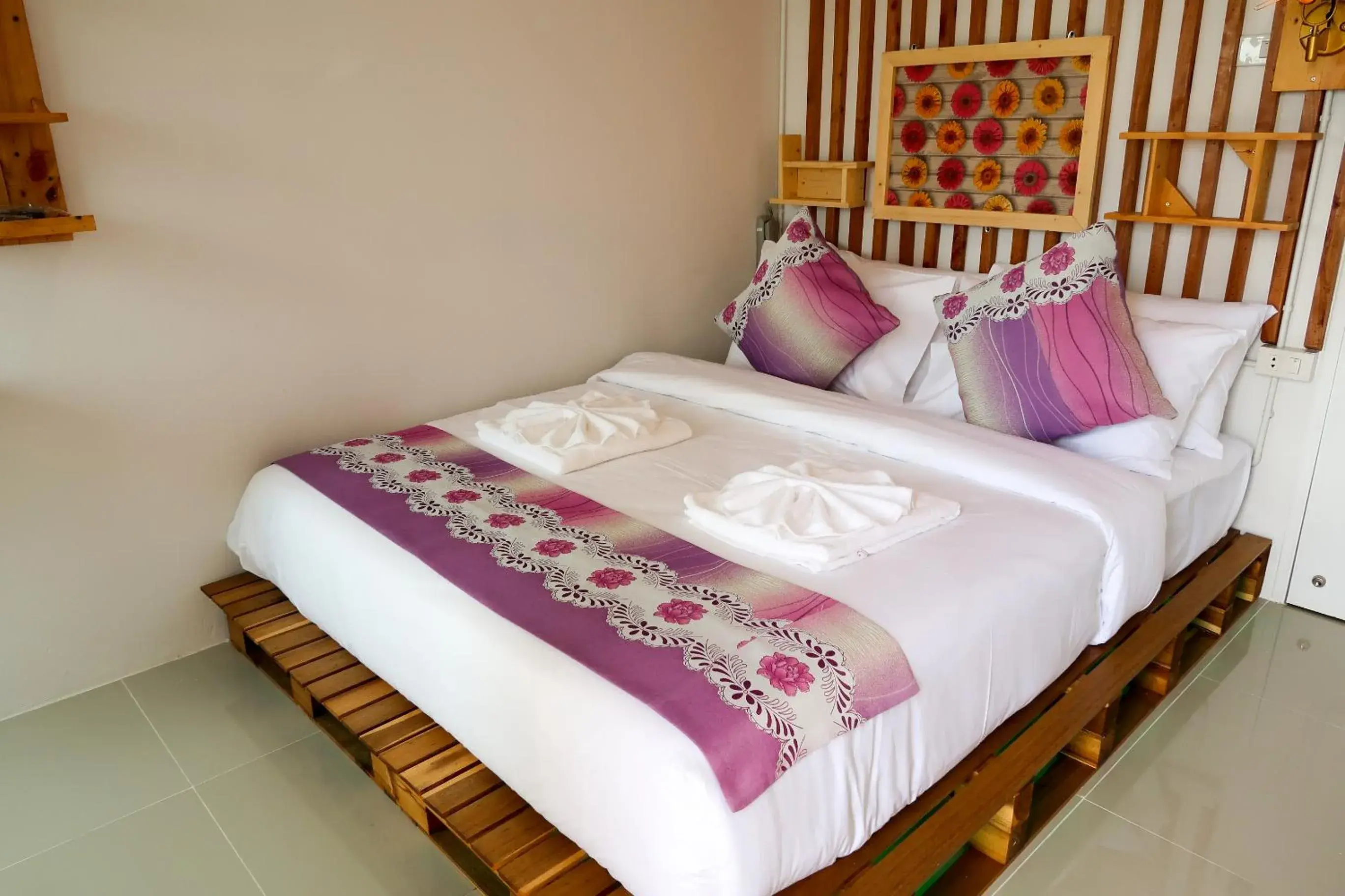 Double Room with Balcony in Baan URT Suratthani Airport Hotel Double Room with Balcony in Baan URT Suratthani Airport Hotel