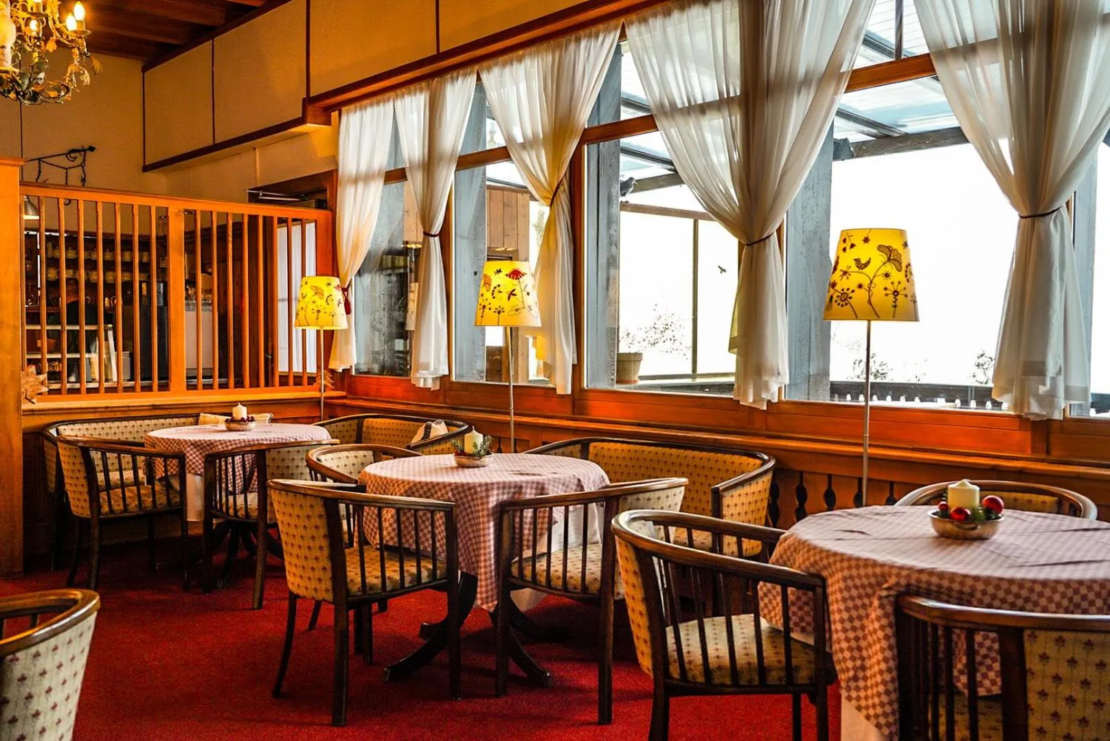 Restaurant/places to eat in Hotel Fex