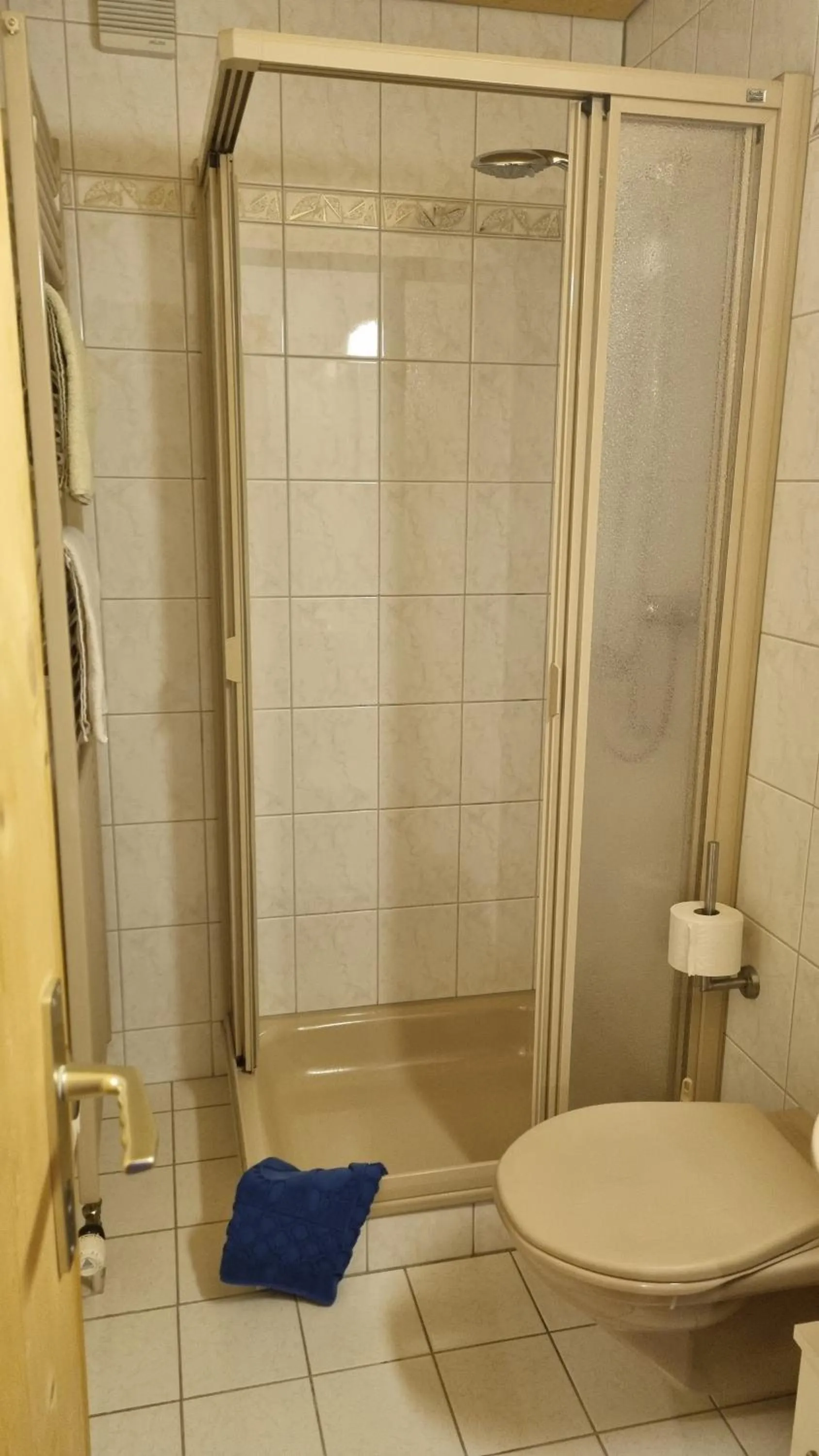 Shower in Zur Stilli Davos Dorf