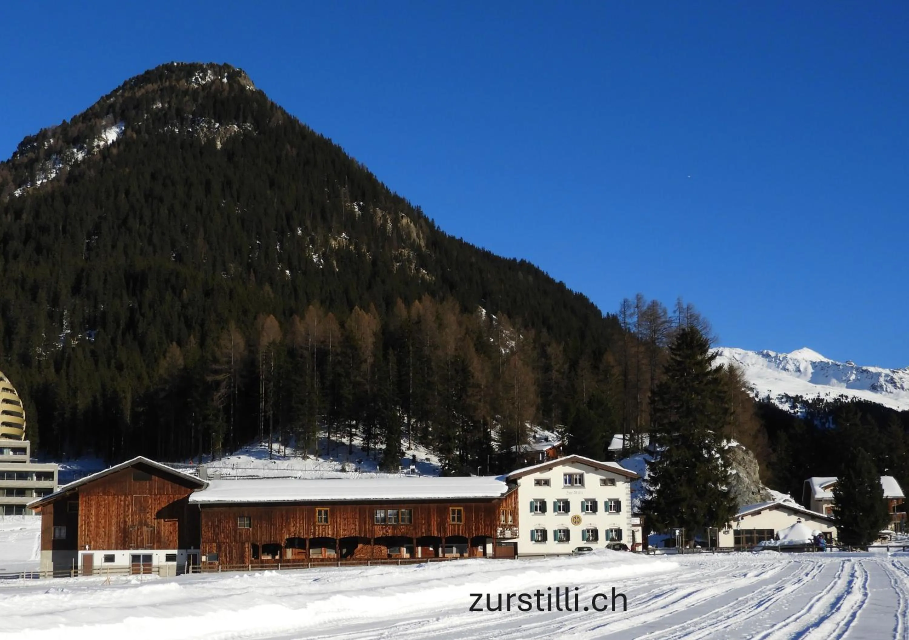 Property building in Zur Stilli Davos Dorf