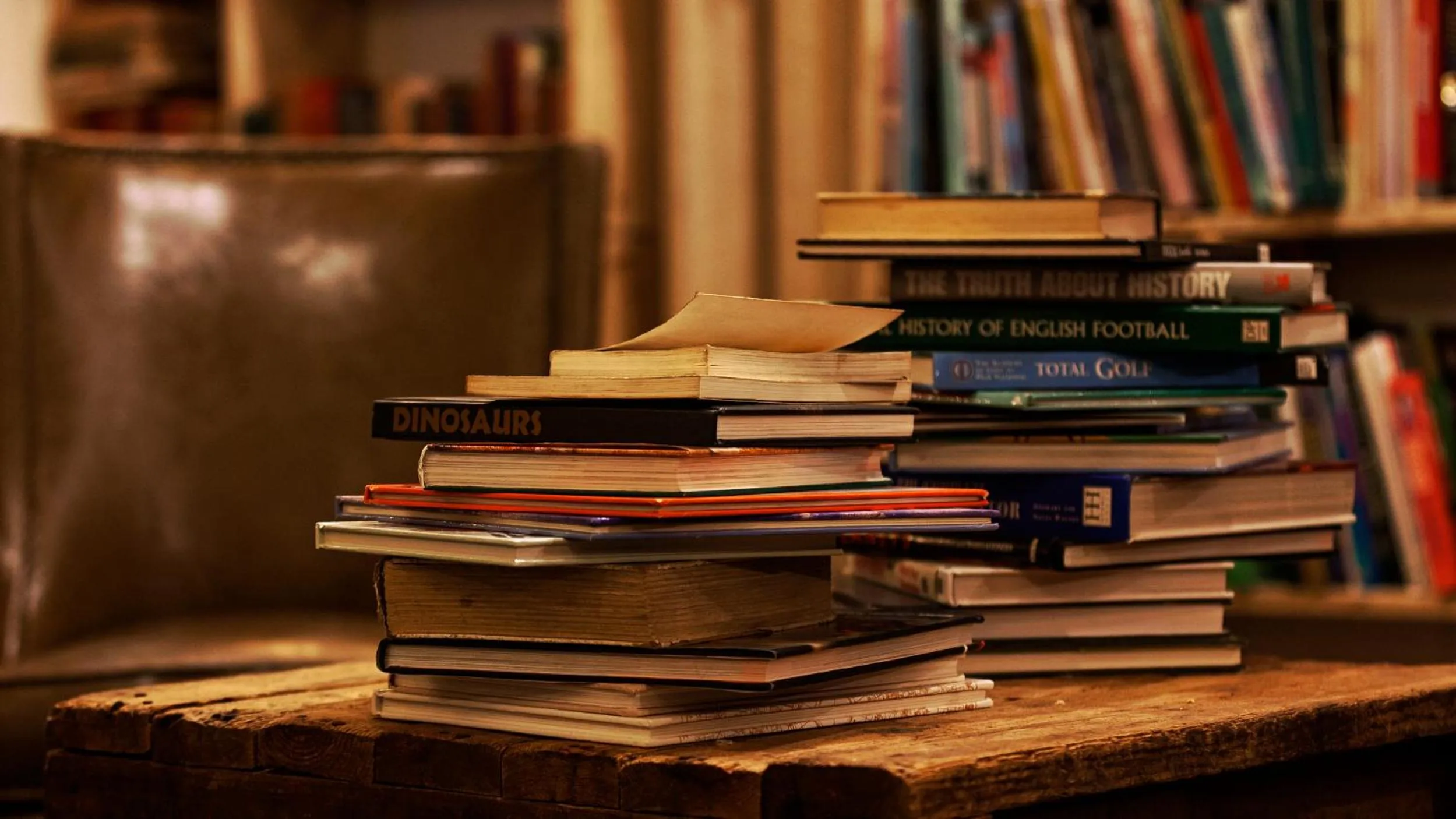 Decorative detail in The Literary Man Obidos Hotel