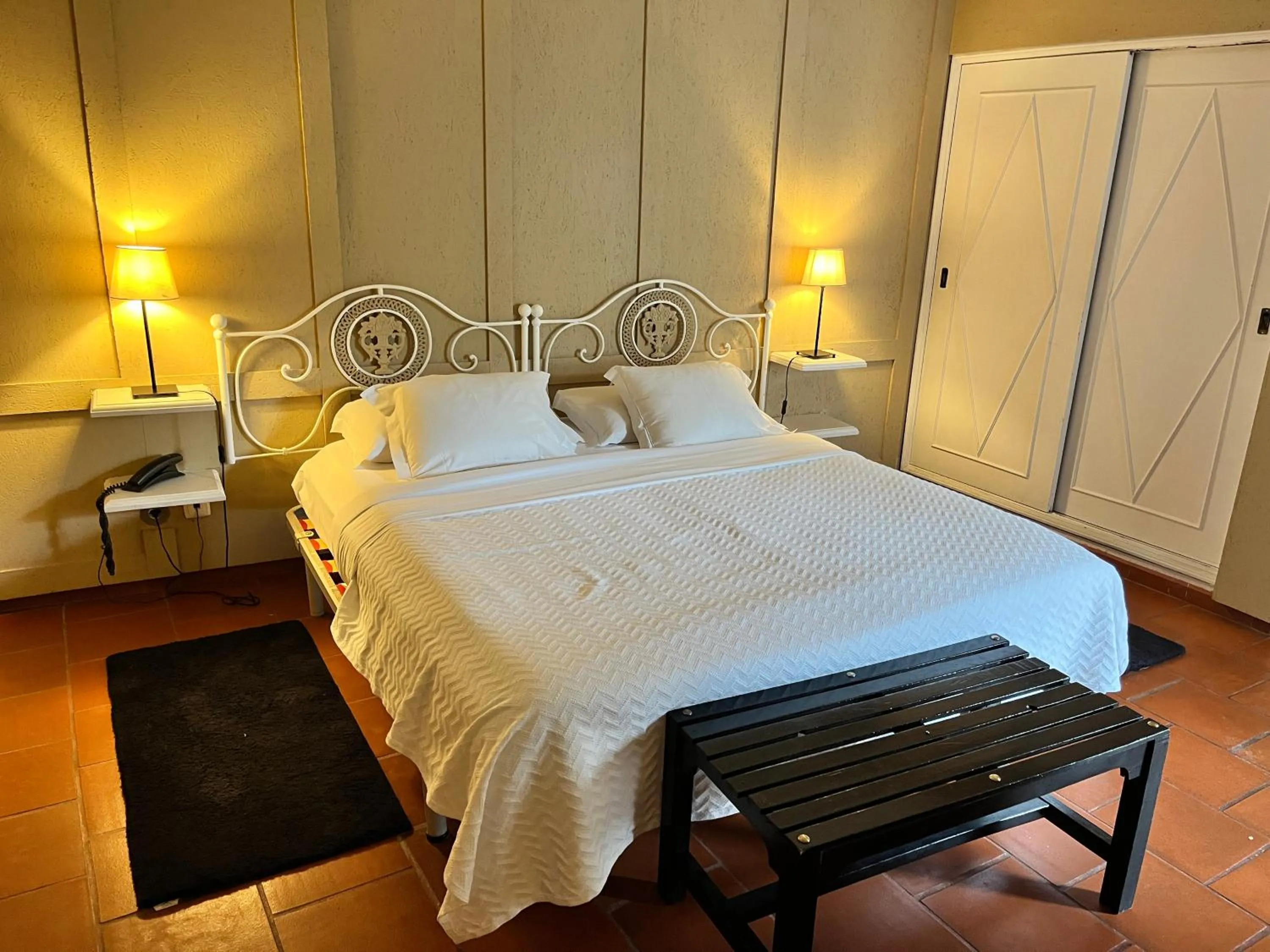 Bed in The Literary Man Obidos Hotel