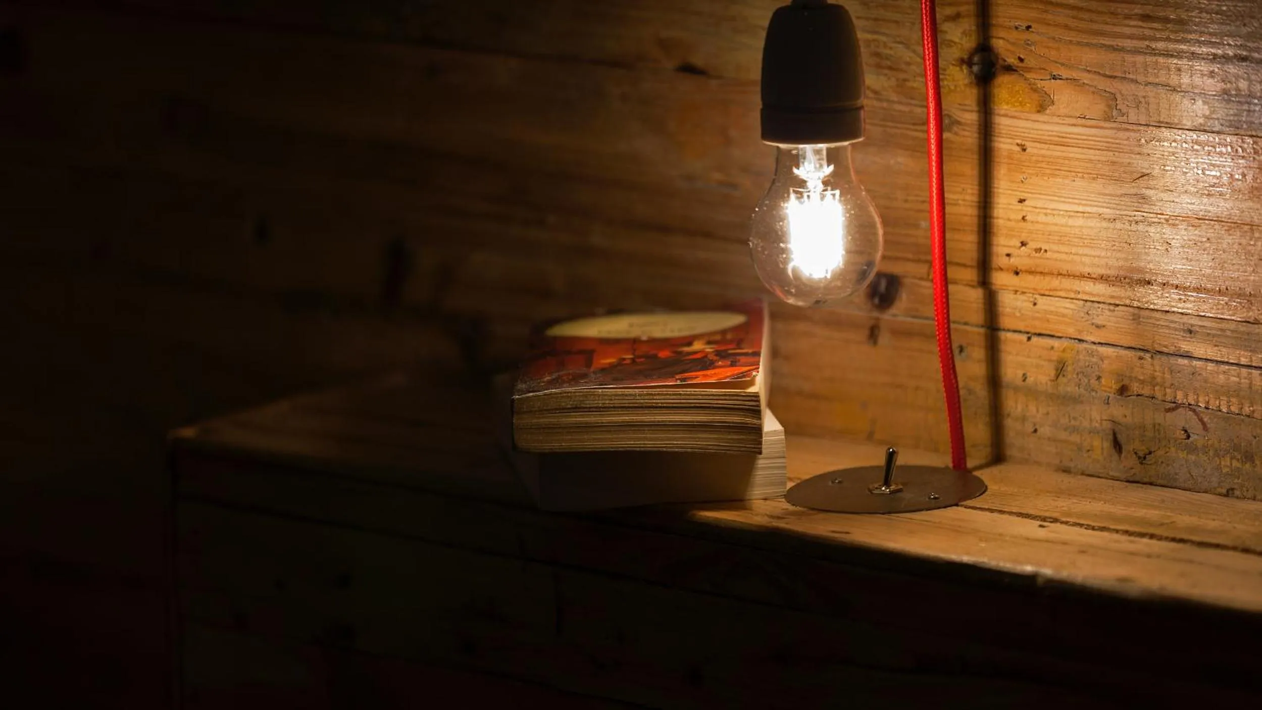 Decorative detail in The Literary Man Obidos Hotel