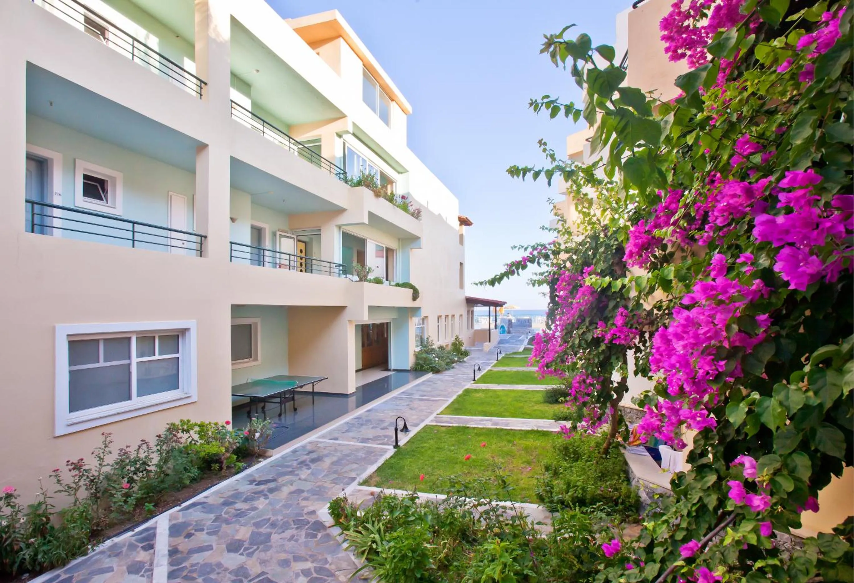 Garden in Dedalos Beach Hotel