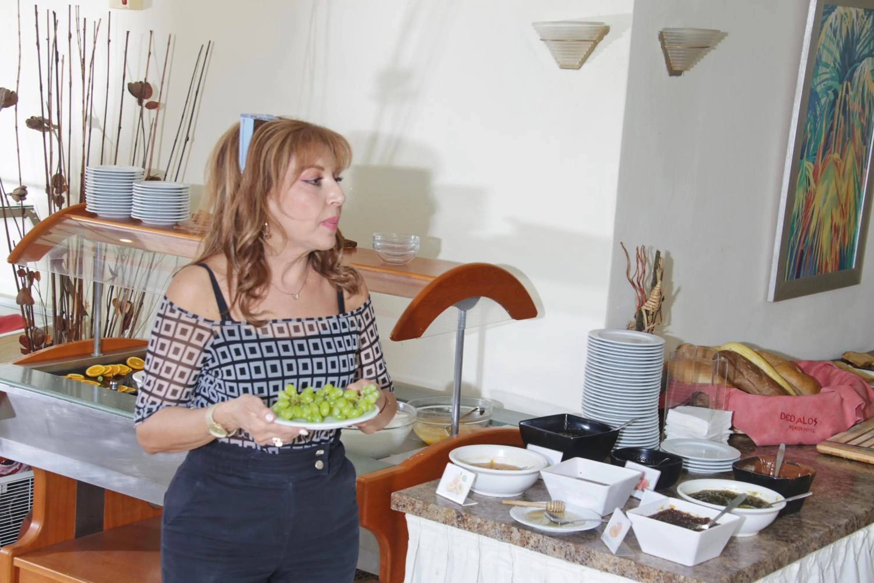 Food and drinks in Dedalos Beach Hotel