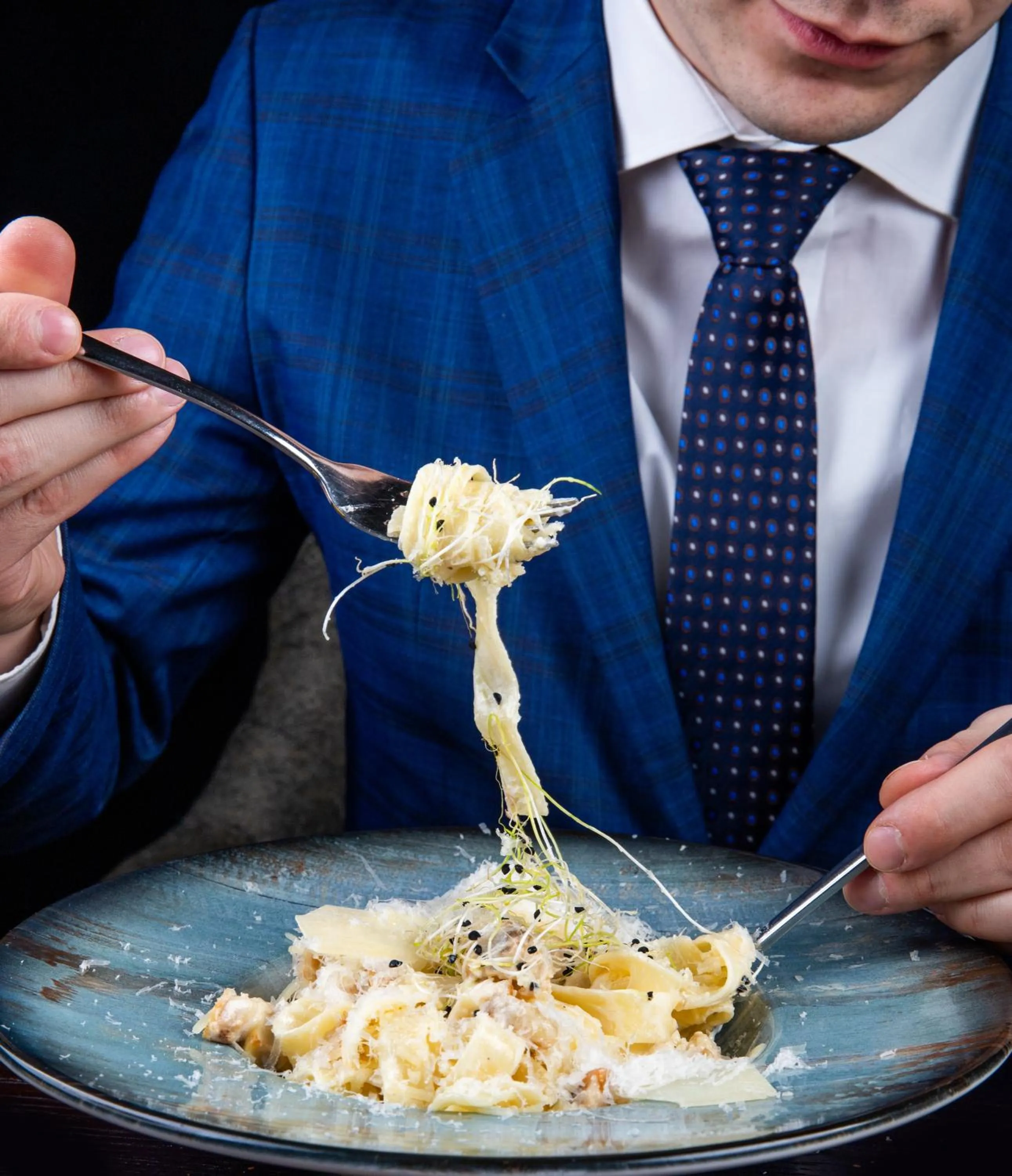 Restaurant/places to eat in Hyatt Regency Baku