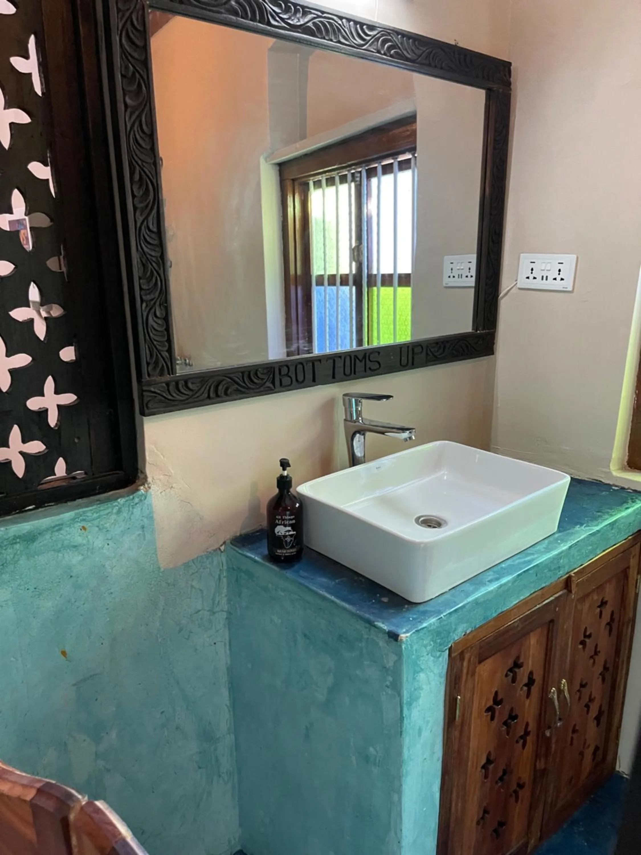 Bathroom in Bottoms Up