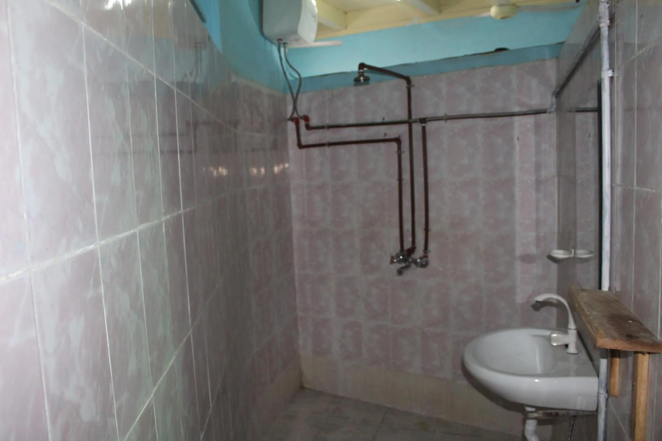 Bathroom in Bottoms Up