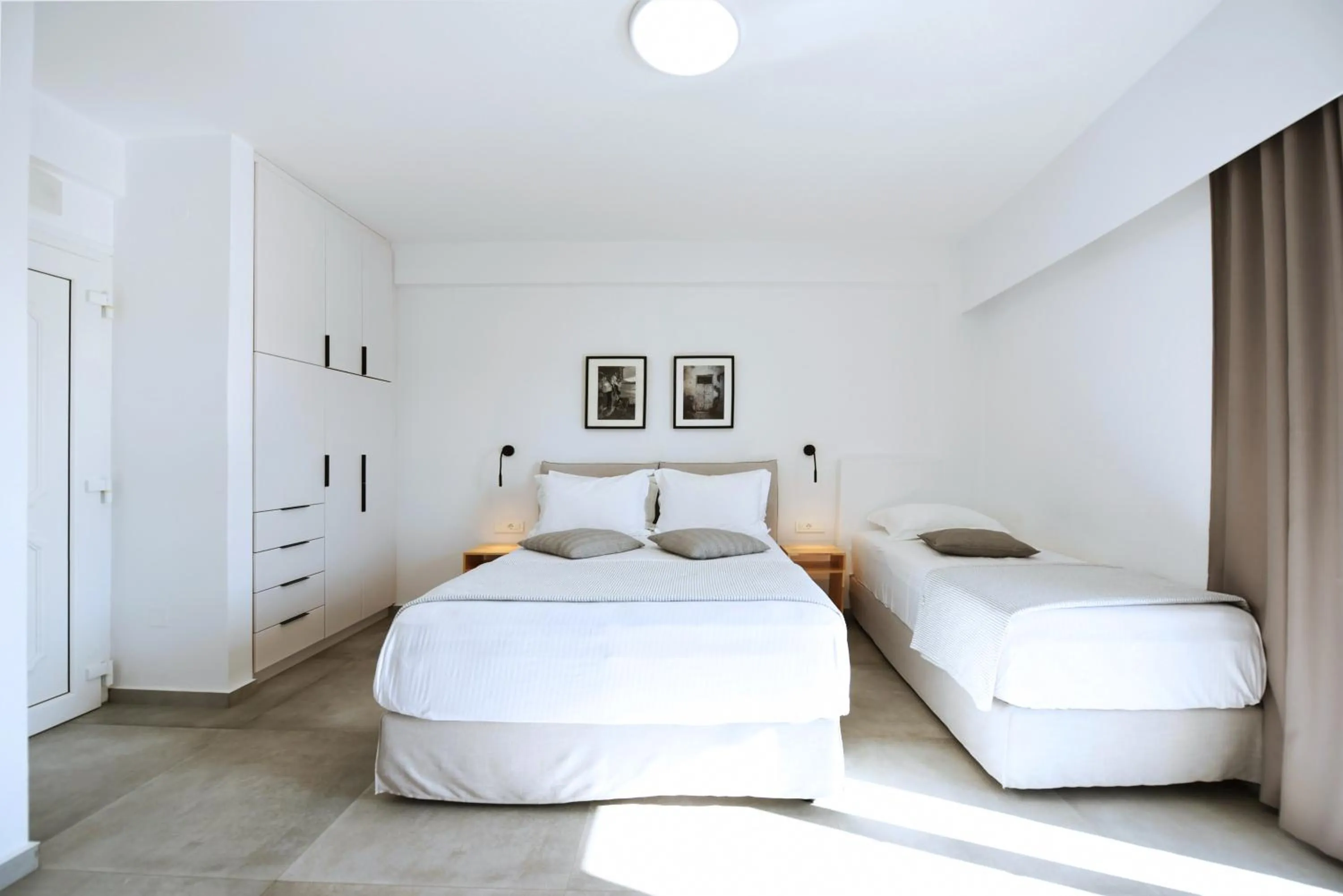 Bed in Hotel Ippocampos Studios