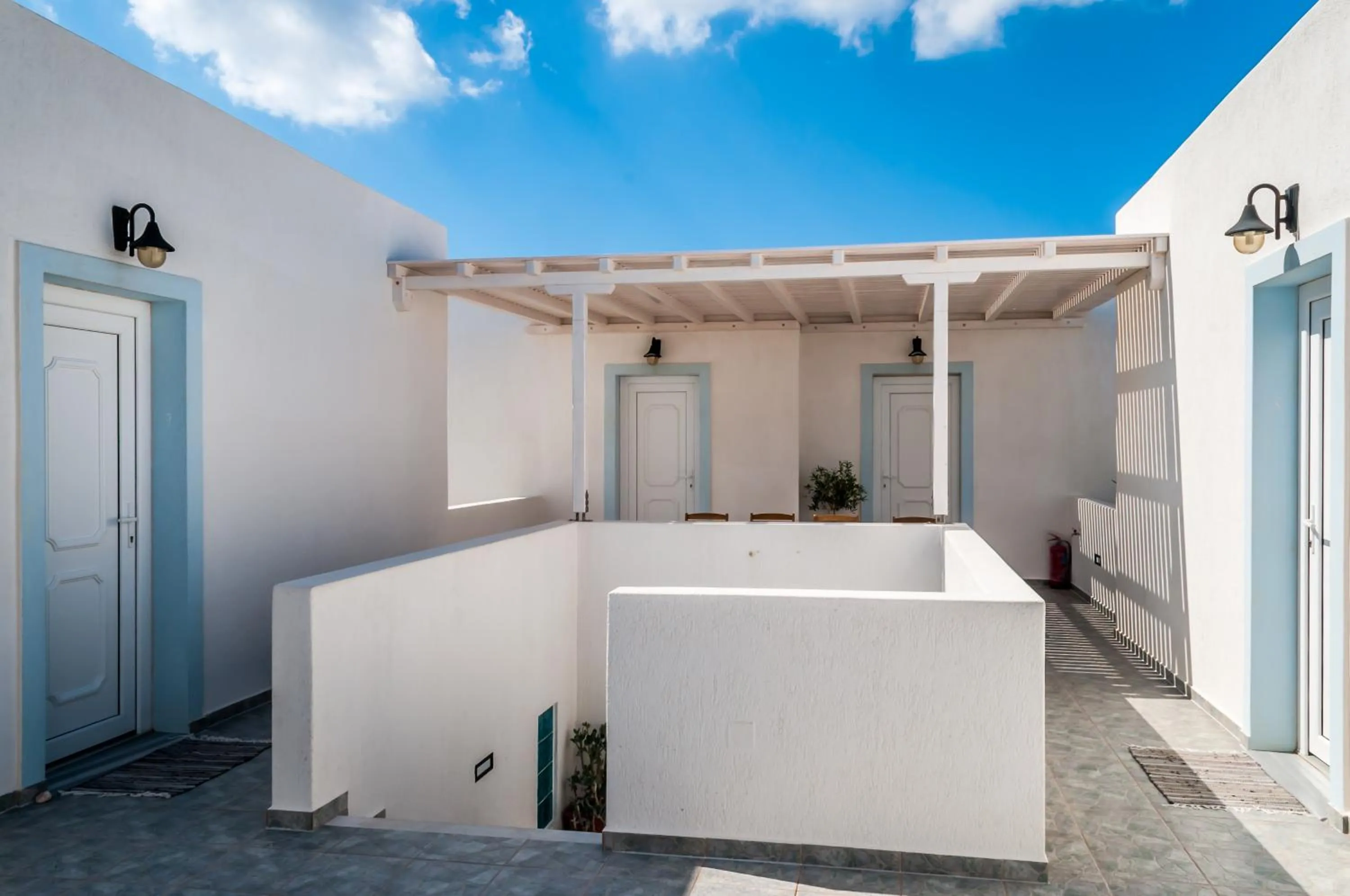 Property building in Hotel Ippocampos Studios